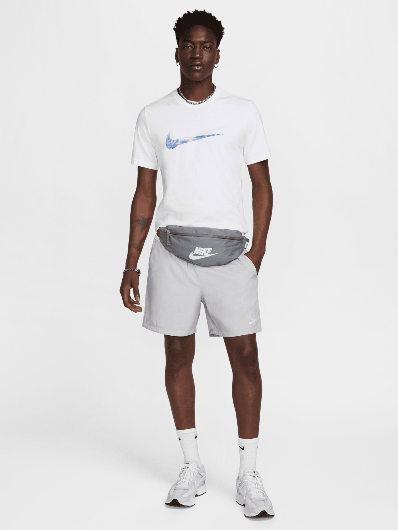 Футболка NIKE модель HQ8092.100 Фото