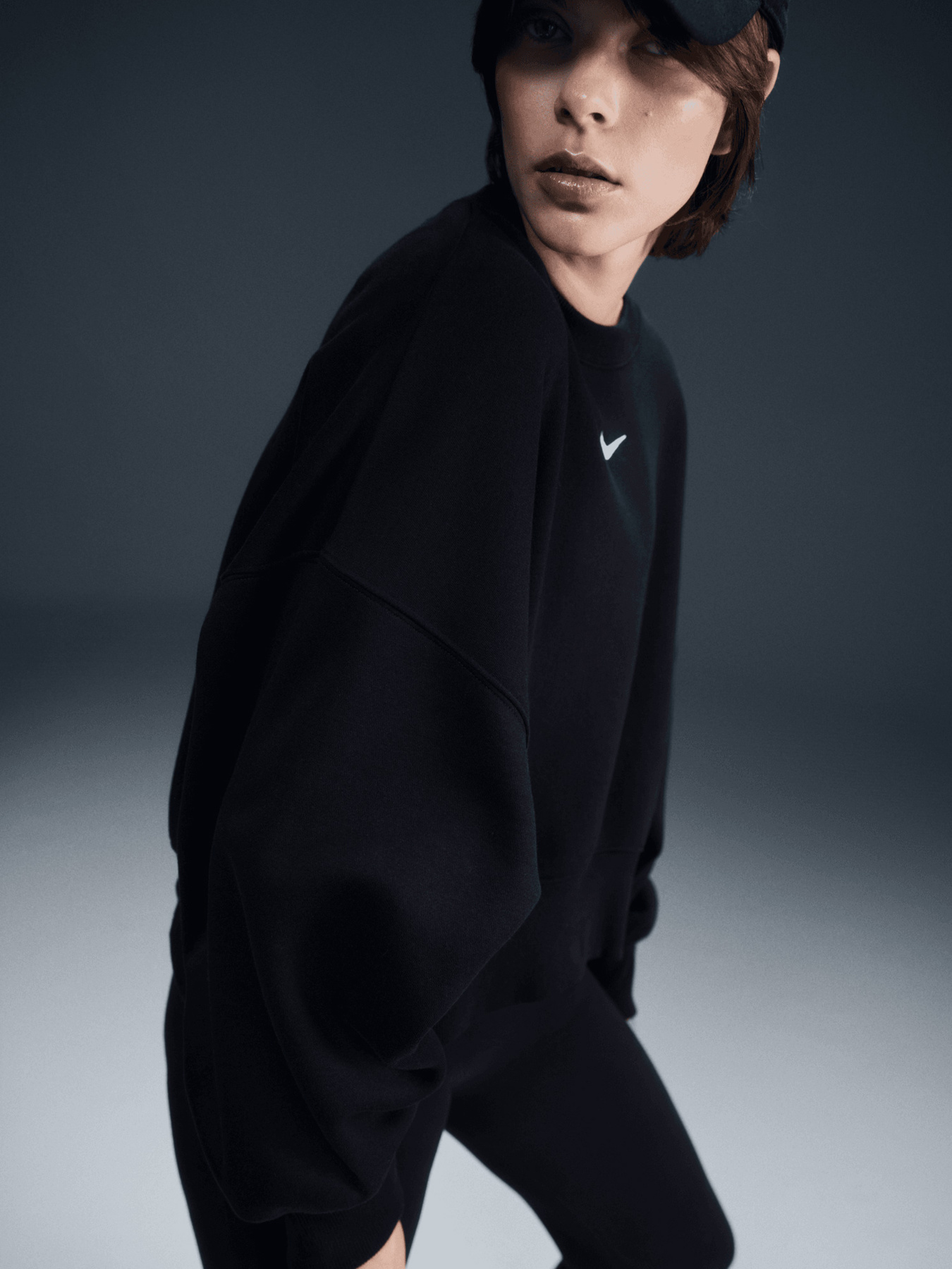 Свитшот NIKE модель DQ5761.010 Фото