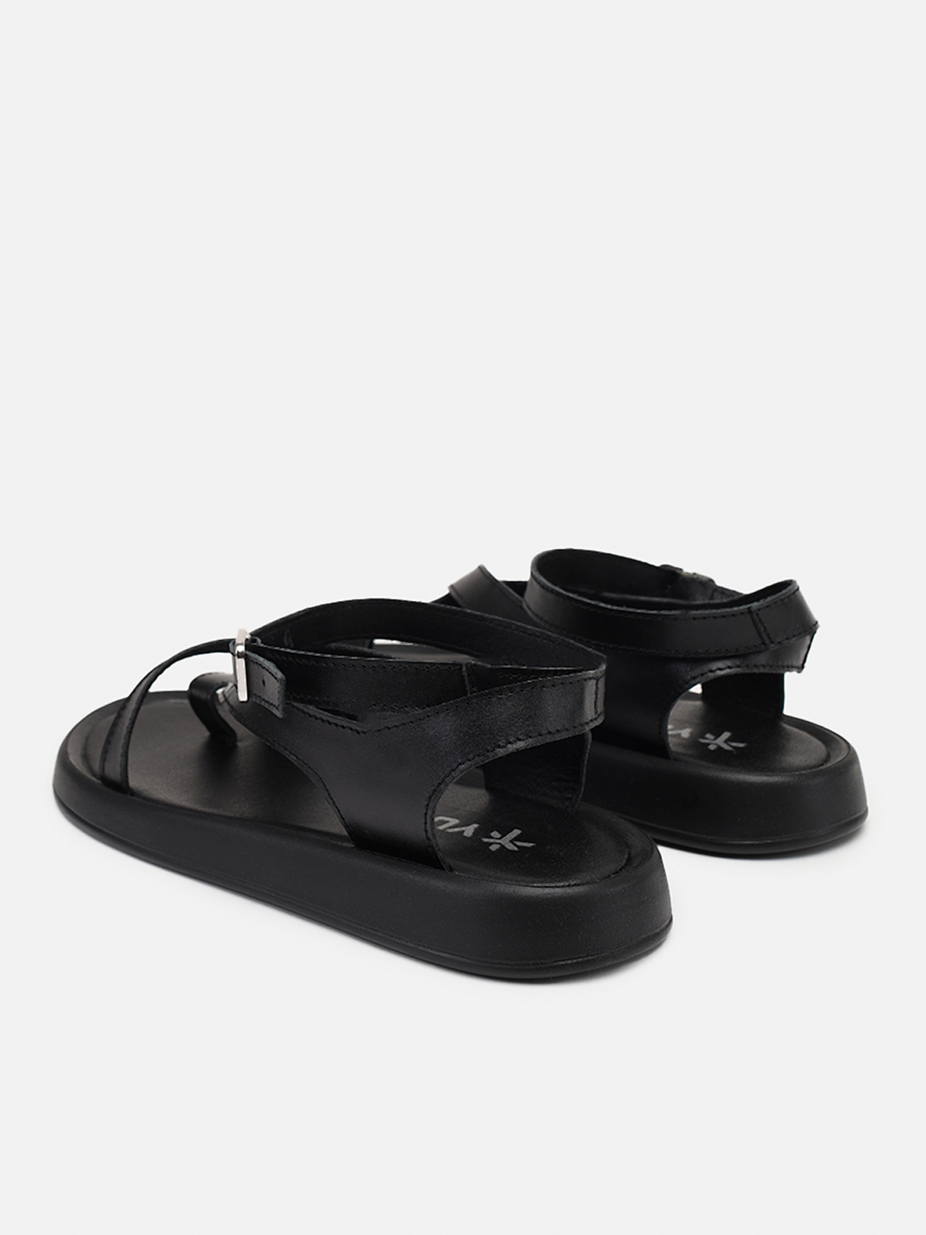 Сандалии YUKI модель ЦБ-00269828 Сандалии YUKI модель ЦБ-00269828 Фото