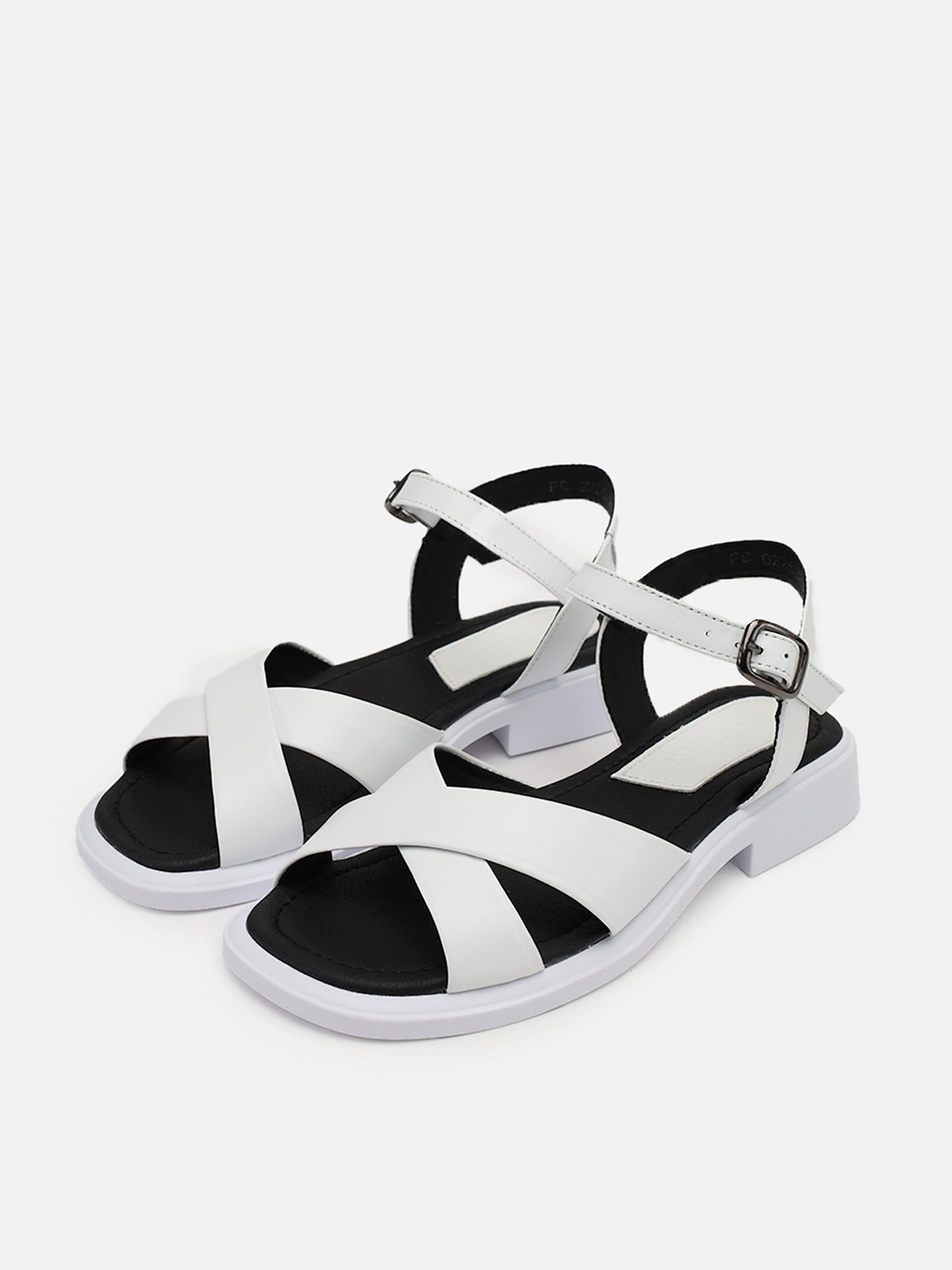 Сандалії YUKI модель ЦБ-00271701 Фото