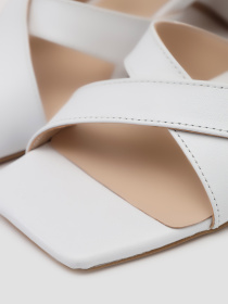 Босоножки YUKI модель ЦБ-00271787 Фото