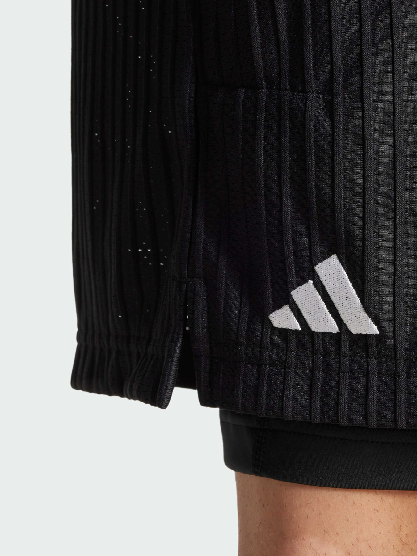 Шорты спортивные Adidas модель IS6963 Фото