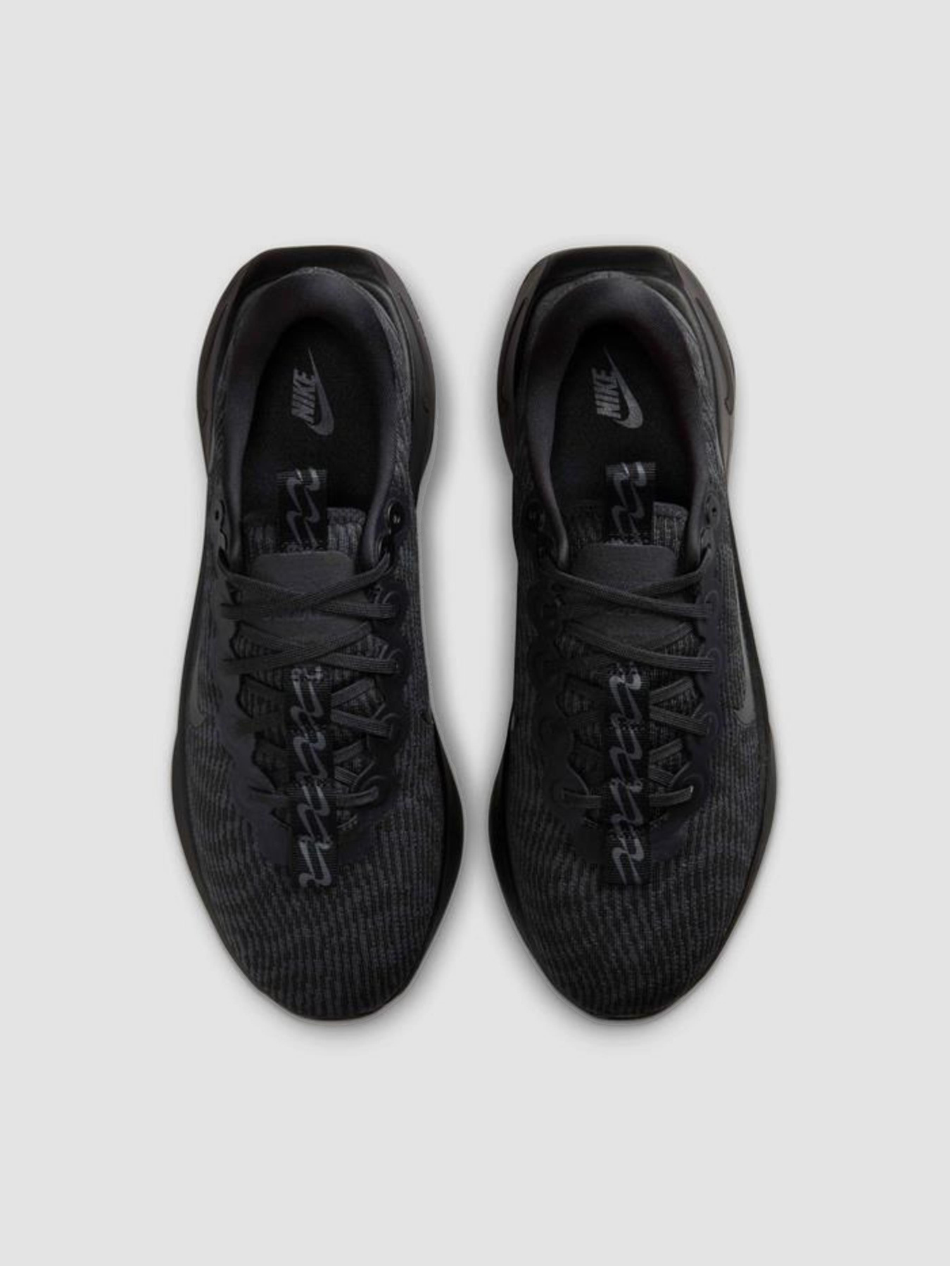 Кроссовки NIKE Motiva модель DV1237-003 Фото