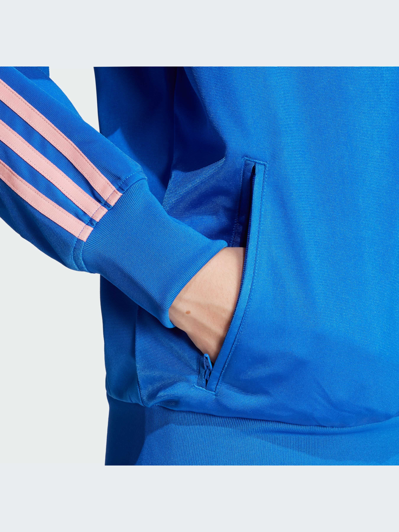 Худи и свитшоты Adidas Adicolor модель JP2301-KZ Фото