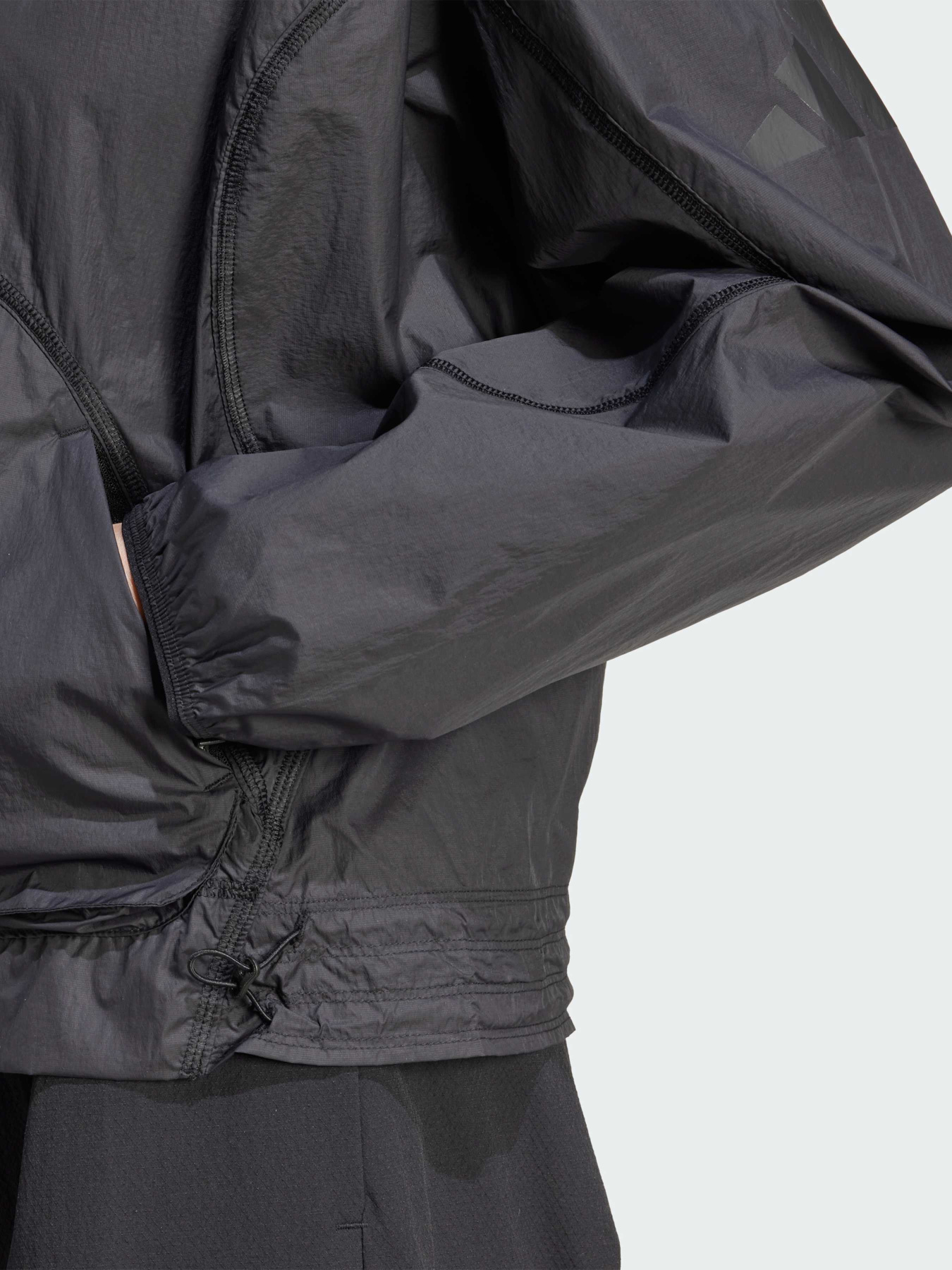 Вітровка Adidas модель JL8816 Фото