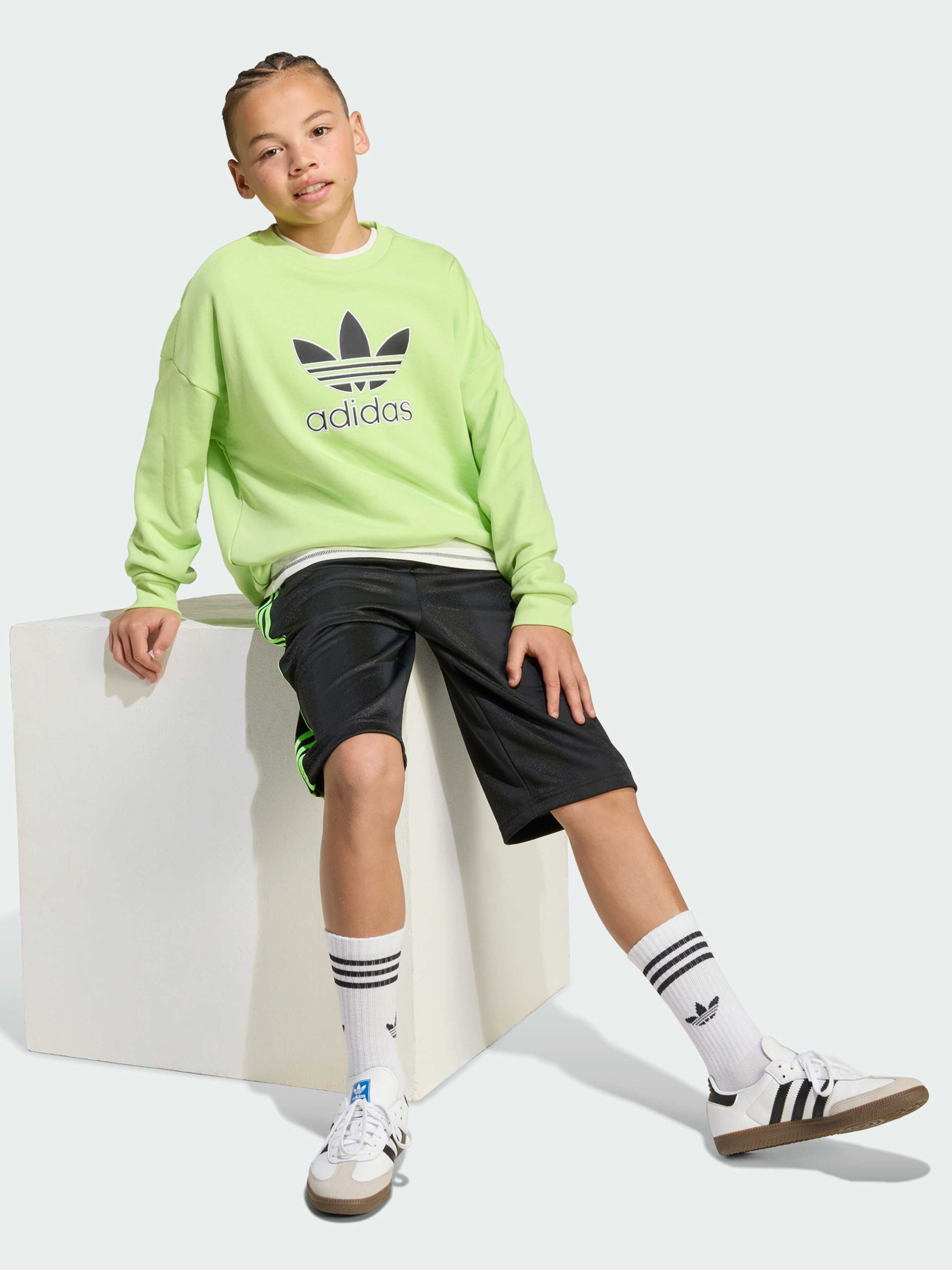 Світшот Adidas Adicolor модель JV8573 Фото