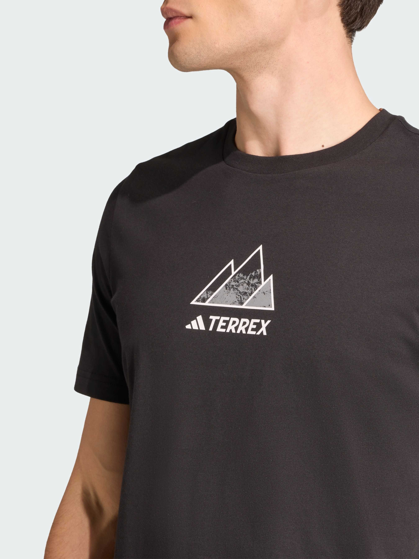 Спортивная футболка Adidas модель JM6389 Фото