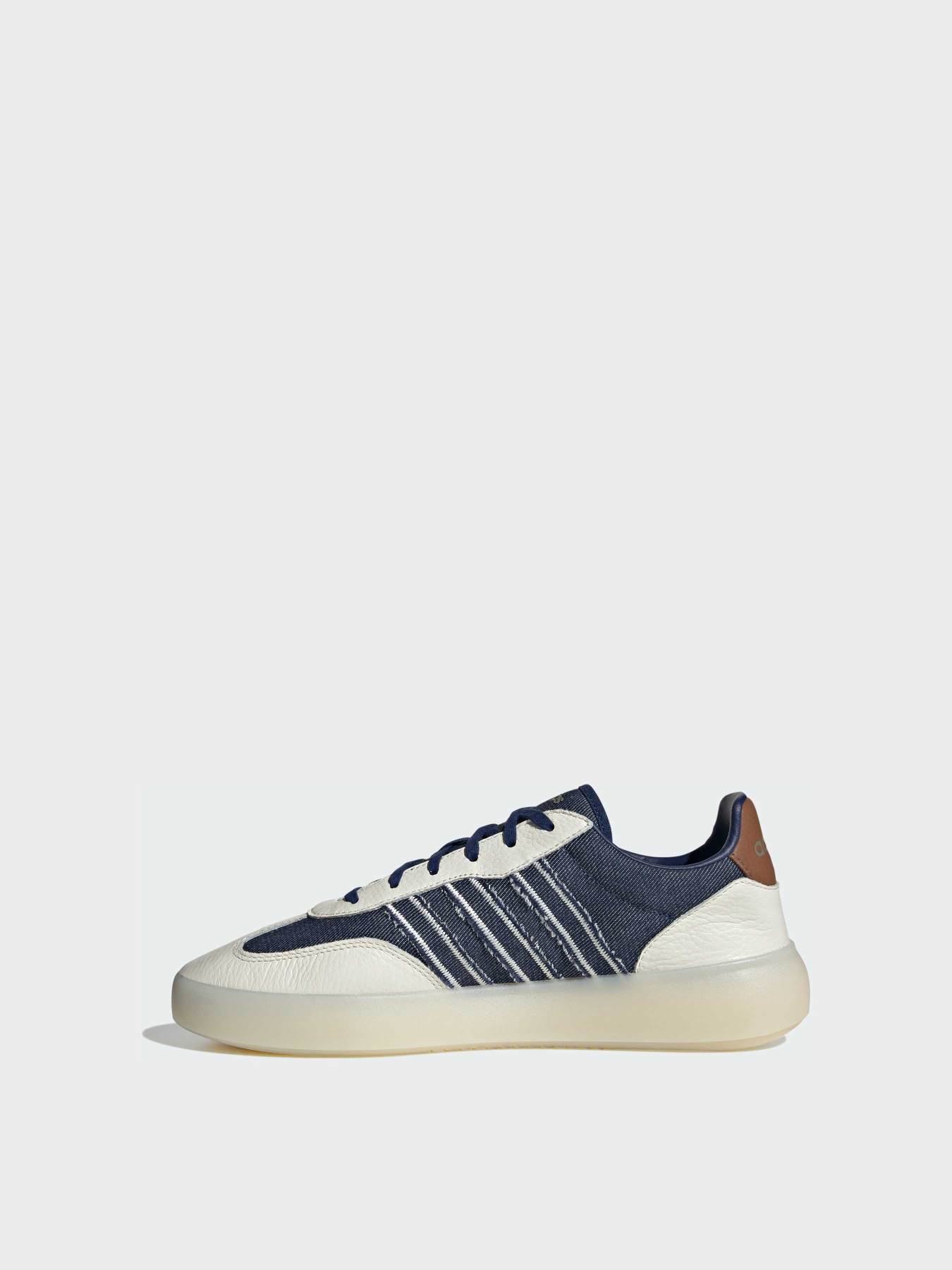 Кроссовки повседневные Adidas модель JR9271 Фото