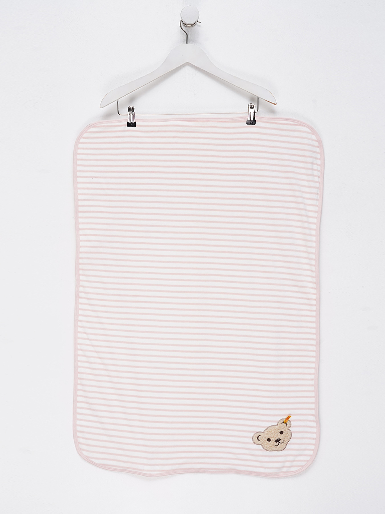 Одеяло двухстороннее детям Steiff Бело- розовый Steiff модель 6842940 Одеяло двухстороннее детям Steiff Бело- розовый Steiff модель 6842940 Фото