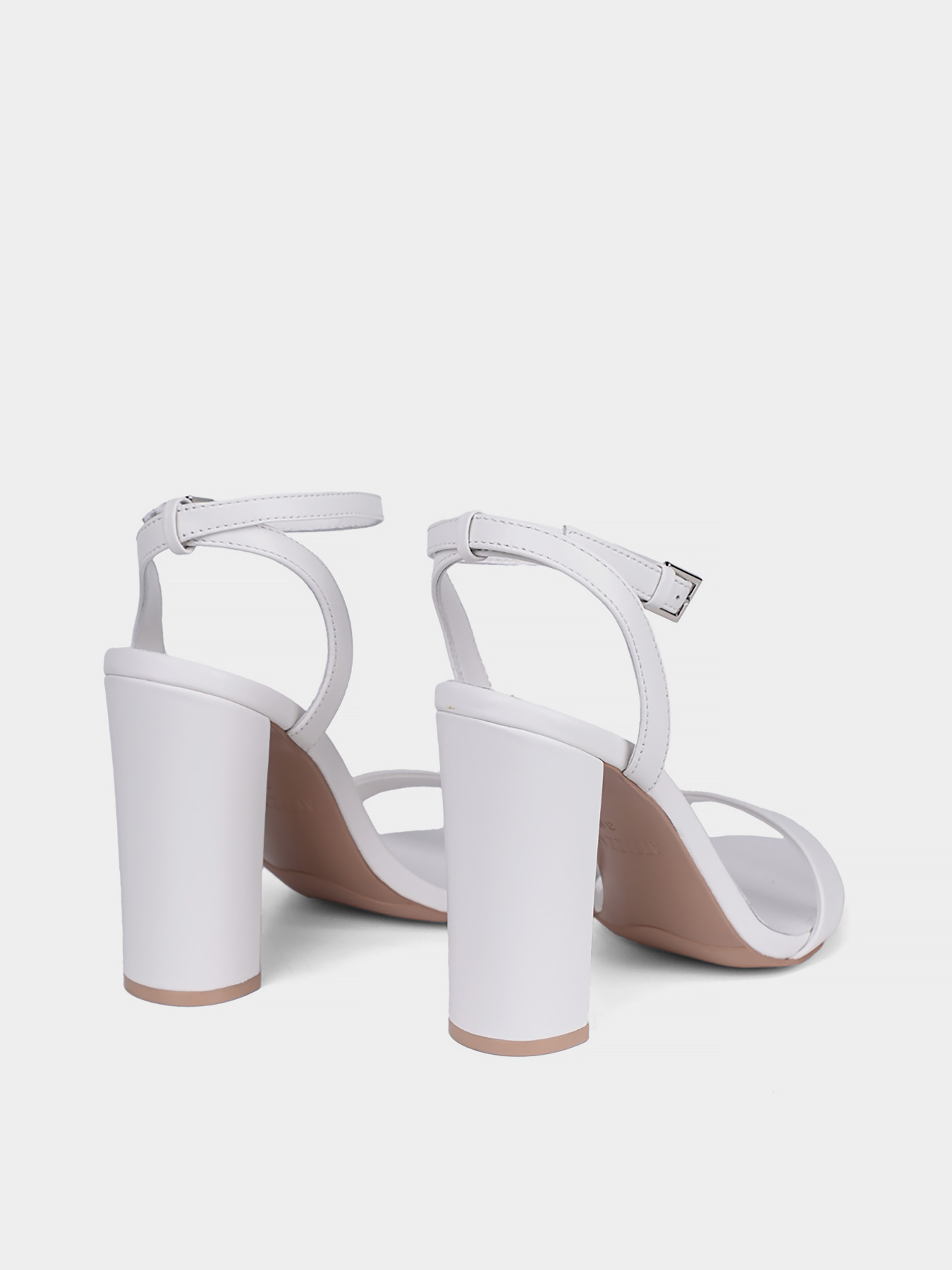 Босоніжки Attizzare модель YL6068-218 Фото