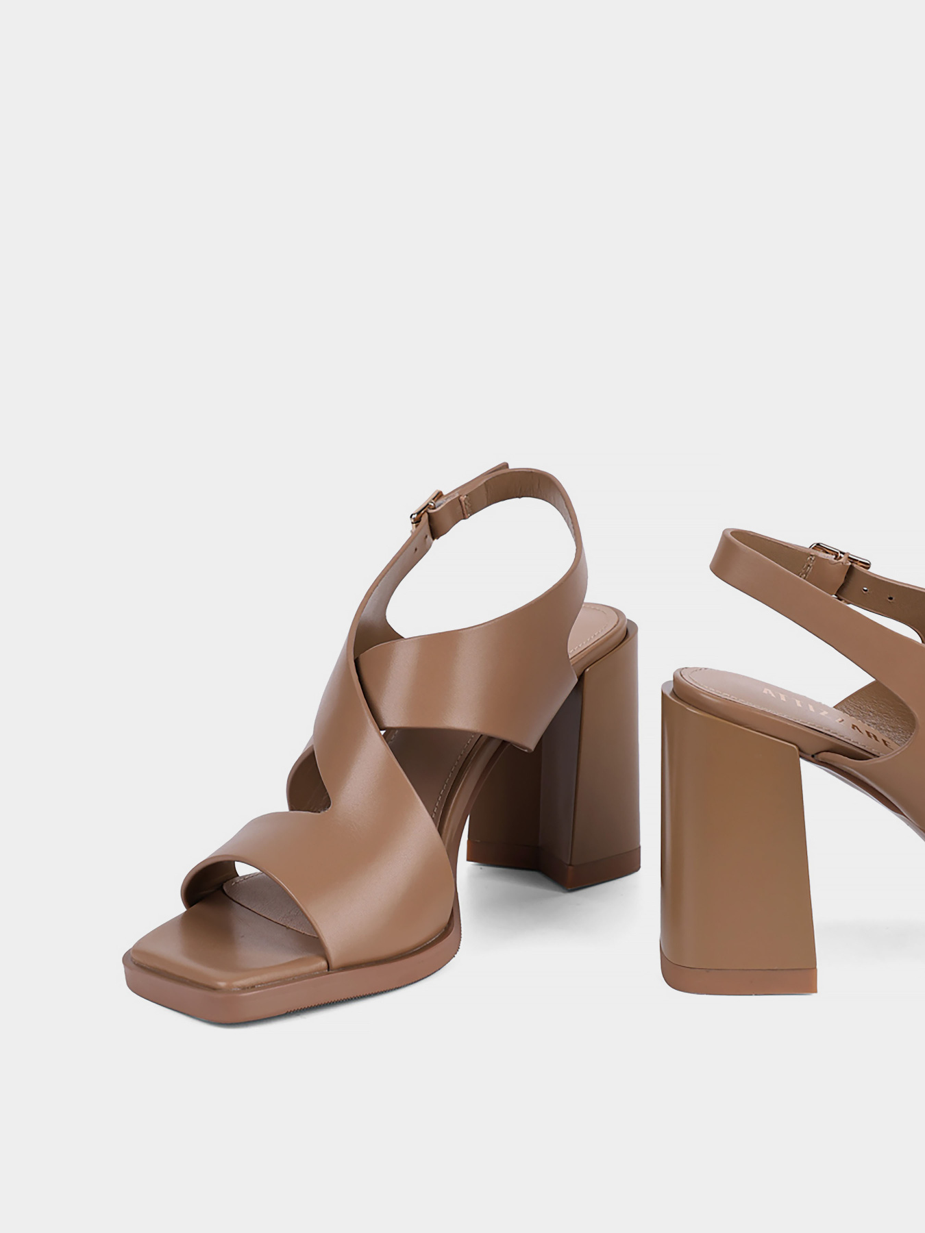 Босоніжки Attizzare модель L2310-2 Фото