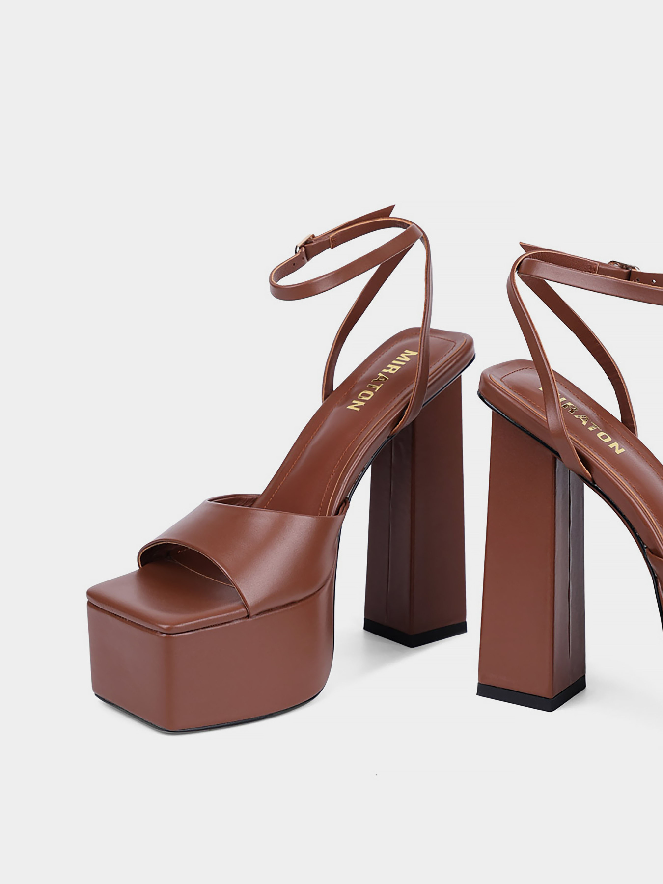 Босоніжки MIRATON модель A024-1 Фото