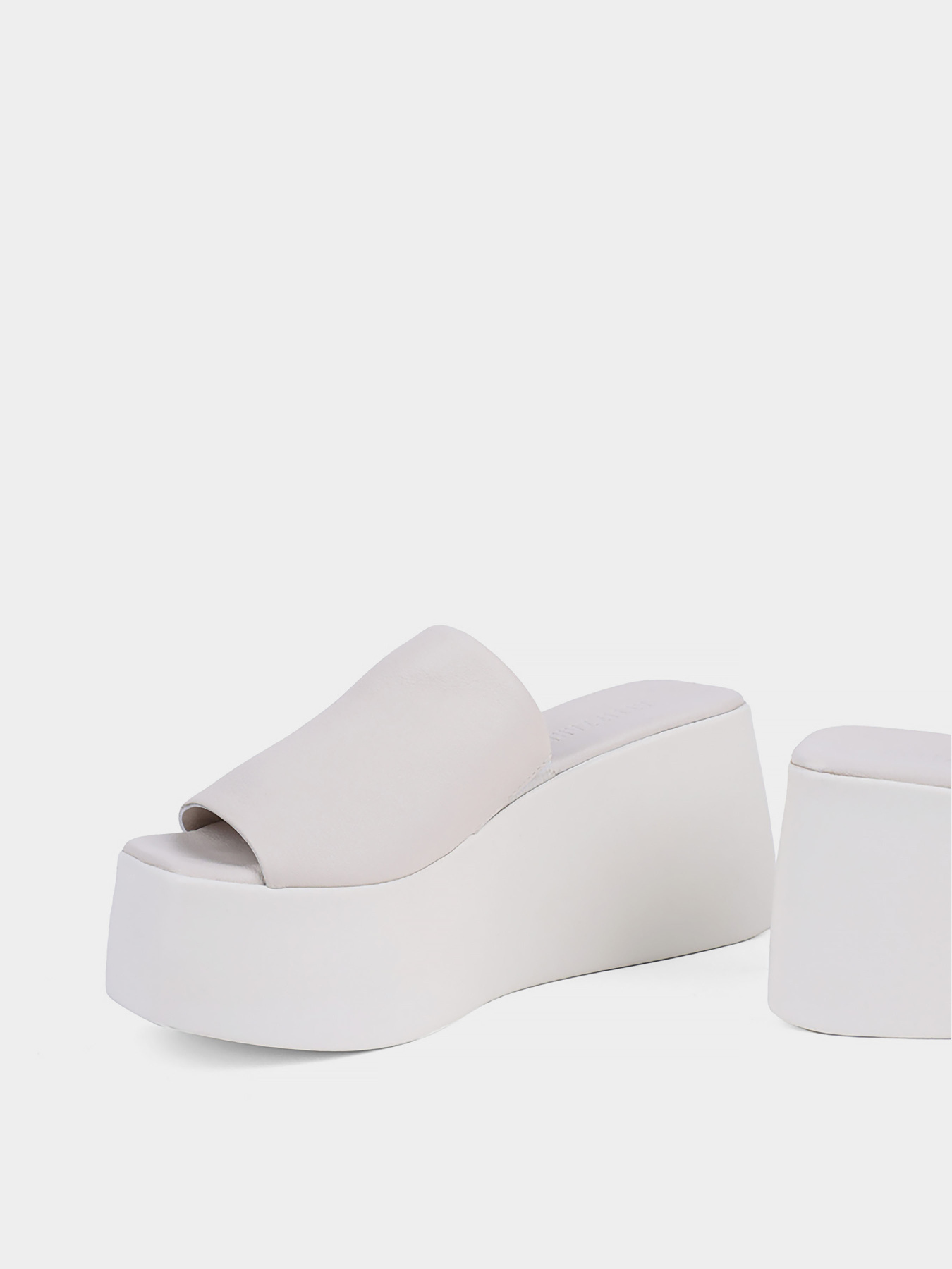 Шльопанці Attizzare модель 619-9864-1-809 Фото