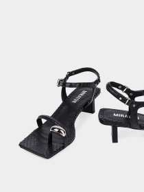 Босоніжки MIRATON модель CY2456-06 Фото