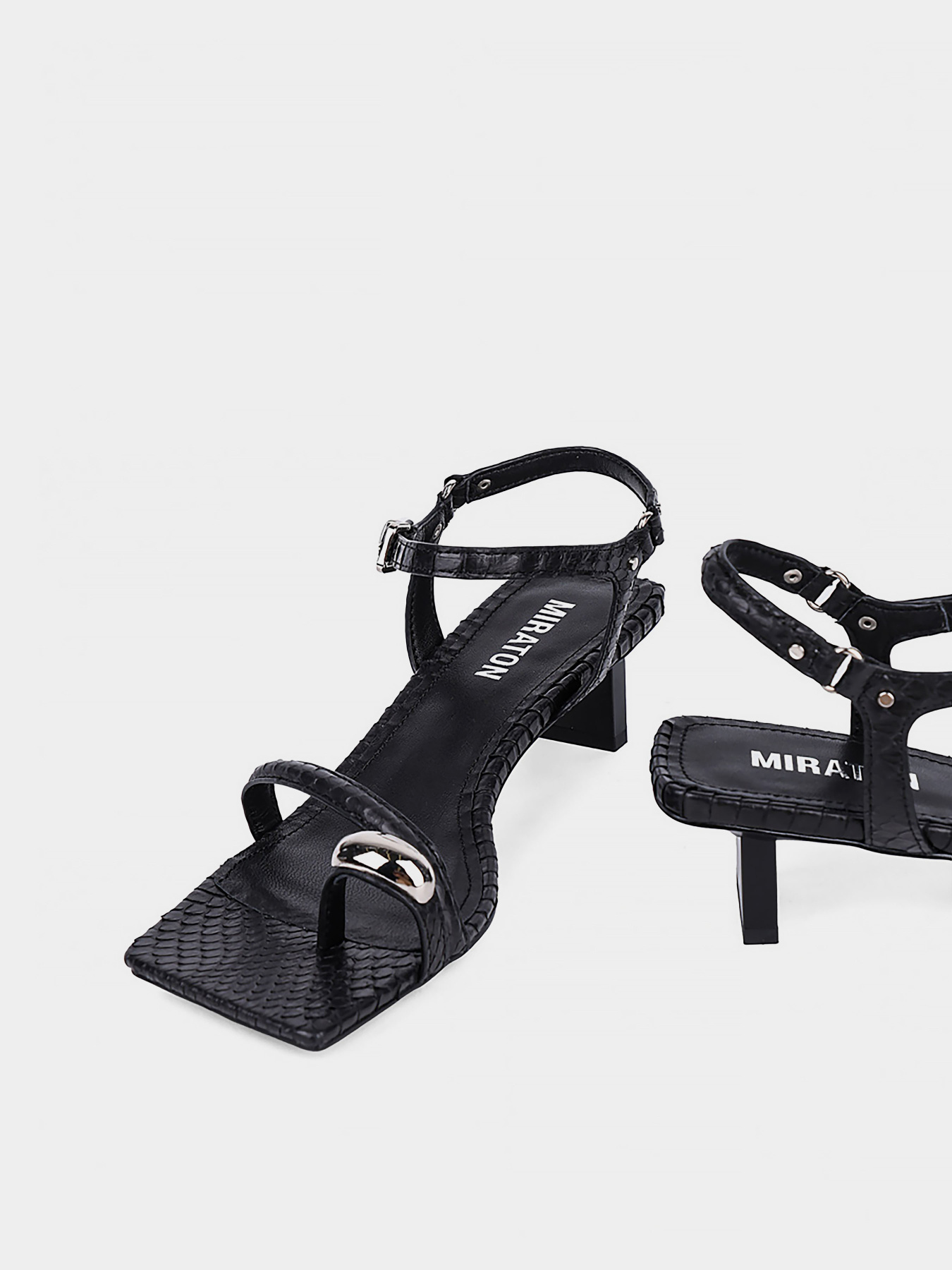 Босоножки MIRATON модель CY2456-06 Фото