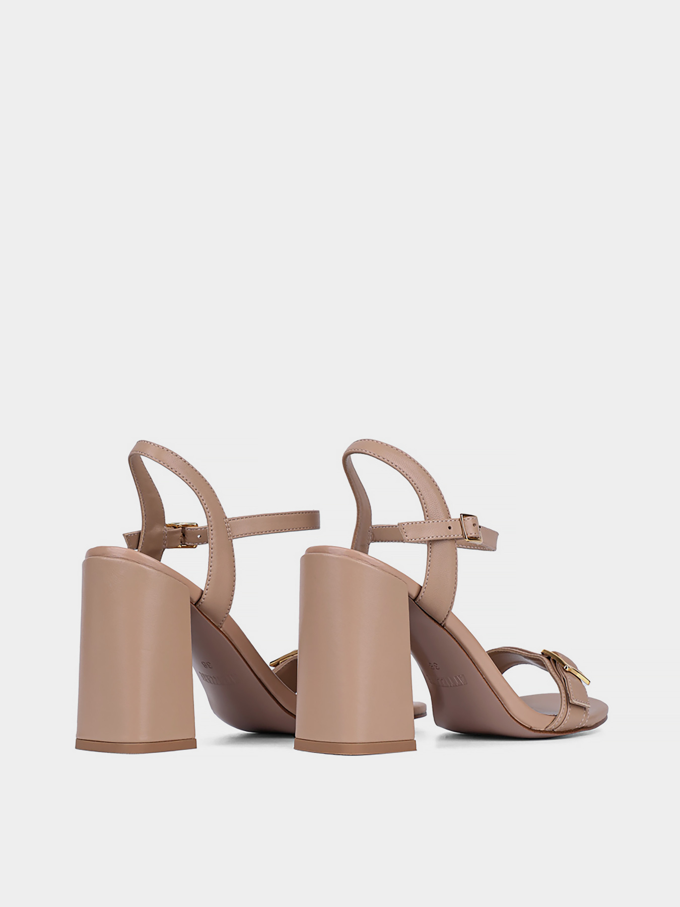 Босоніжки Attizzare модель 8052-75-1 Босоніжки Attizzare модель 8052-75-1 Фото