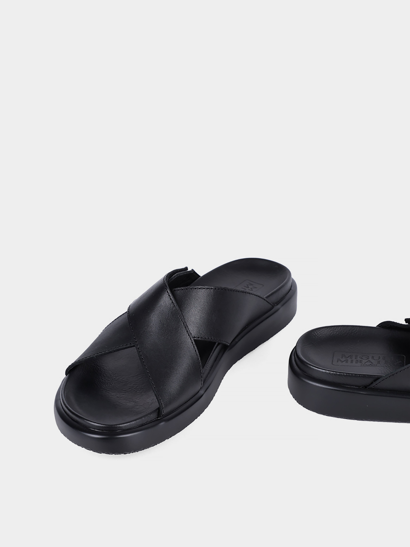 Шлепанцы Miguel Miratez модель 1035-A28 Фото