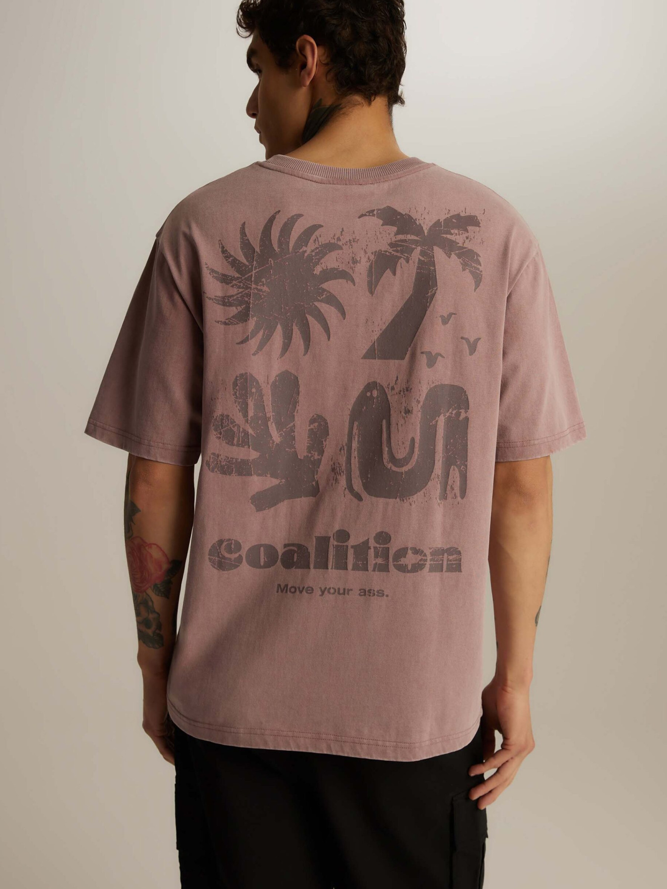 Футболка DIVERSE модель 10047172 Фото