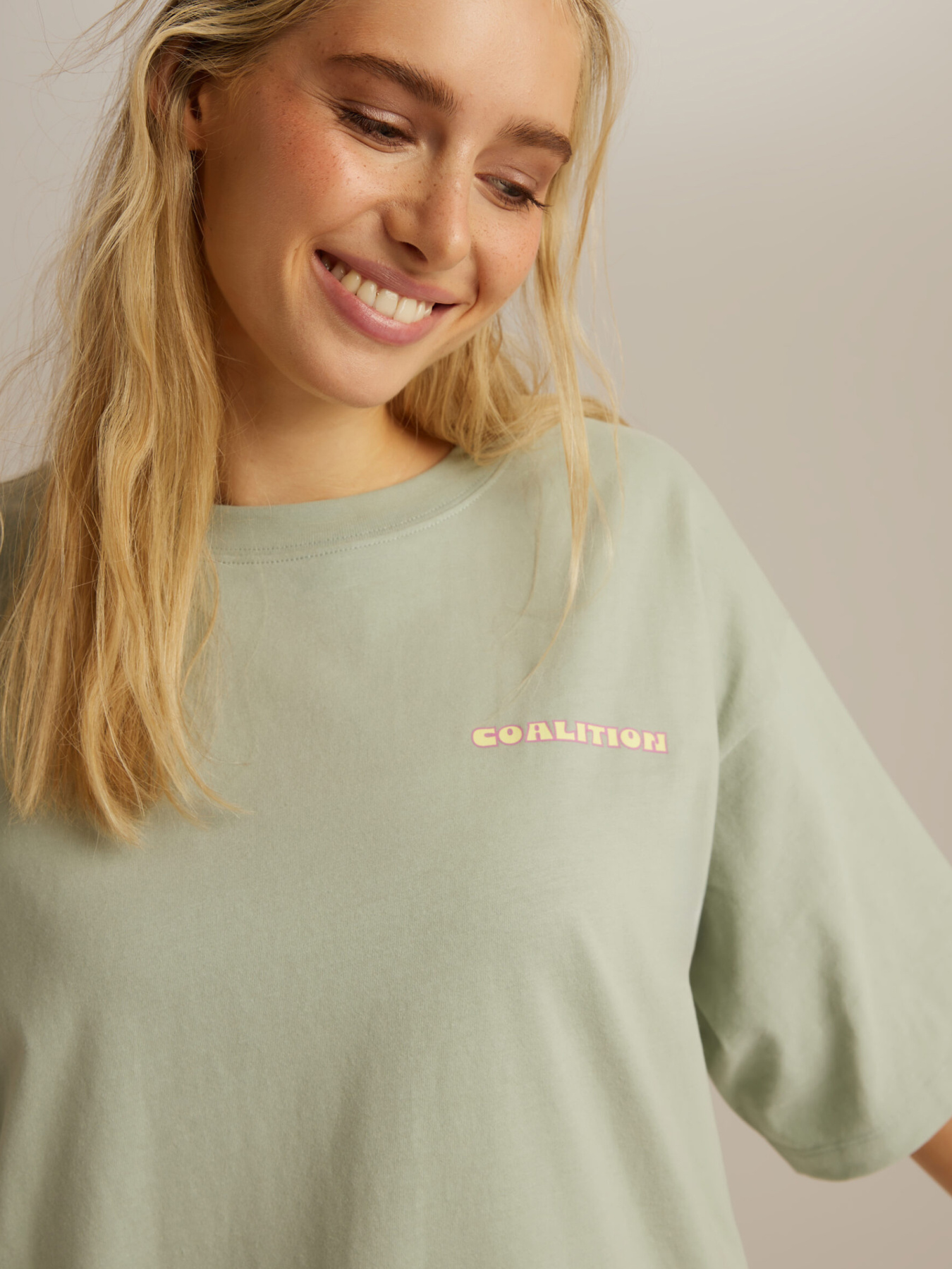 Футболка DIVERSE модель 10047122 Фото