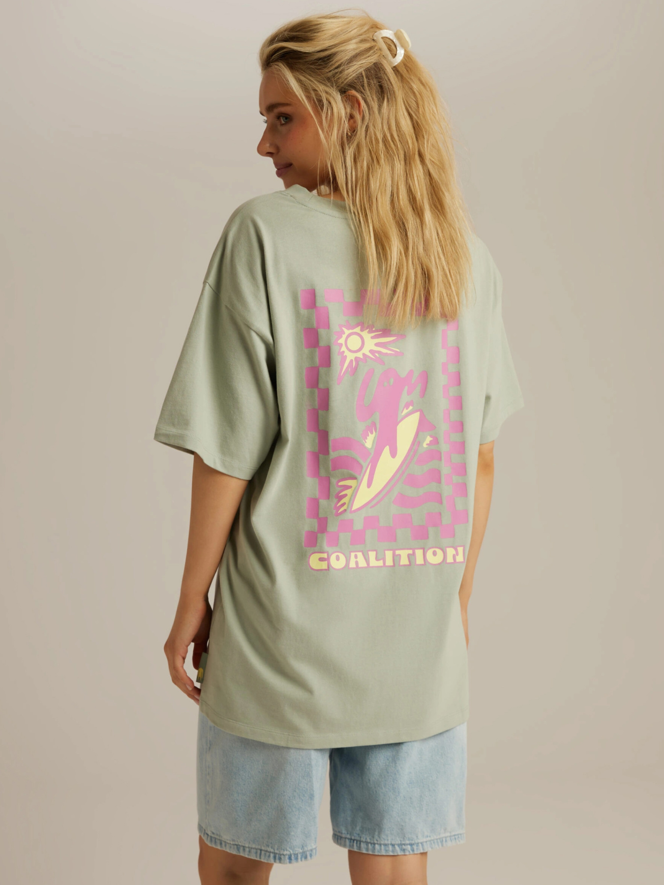 Футболка DIVERSE модель 10047122 Фото