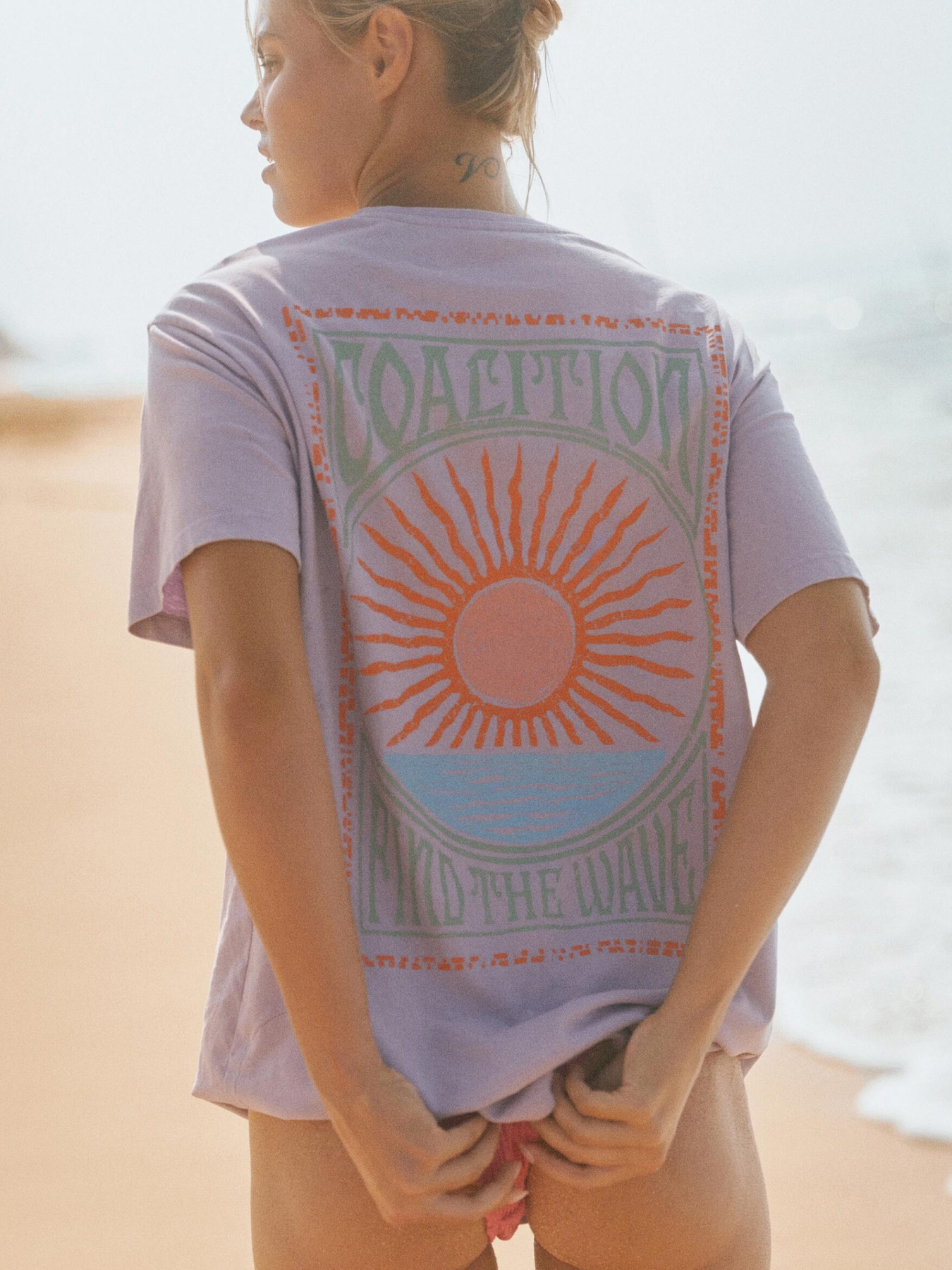 Футболка DIVERSE модель 10047119 Фото