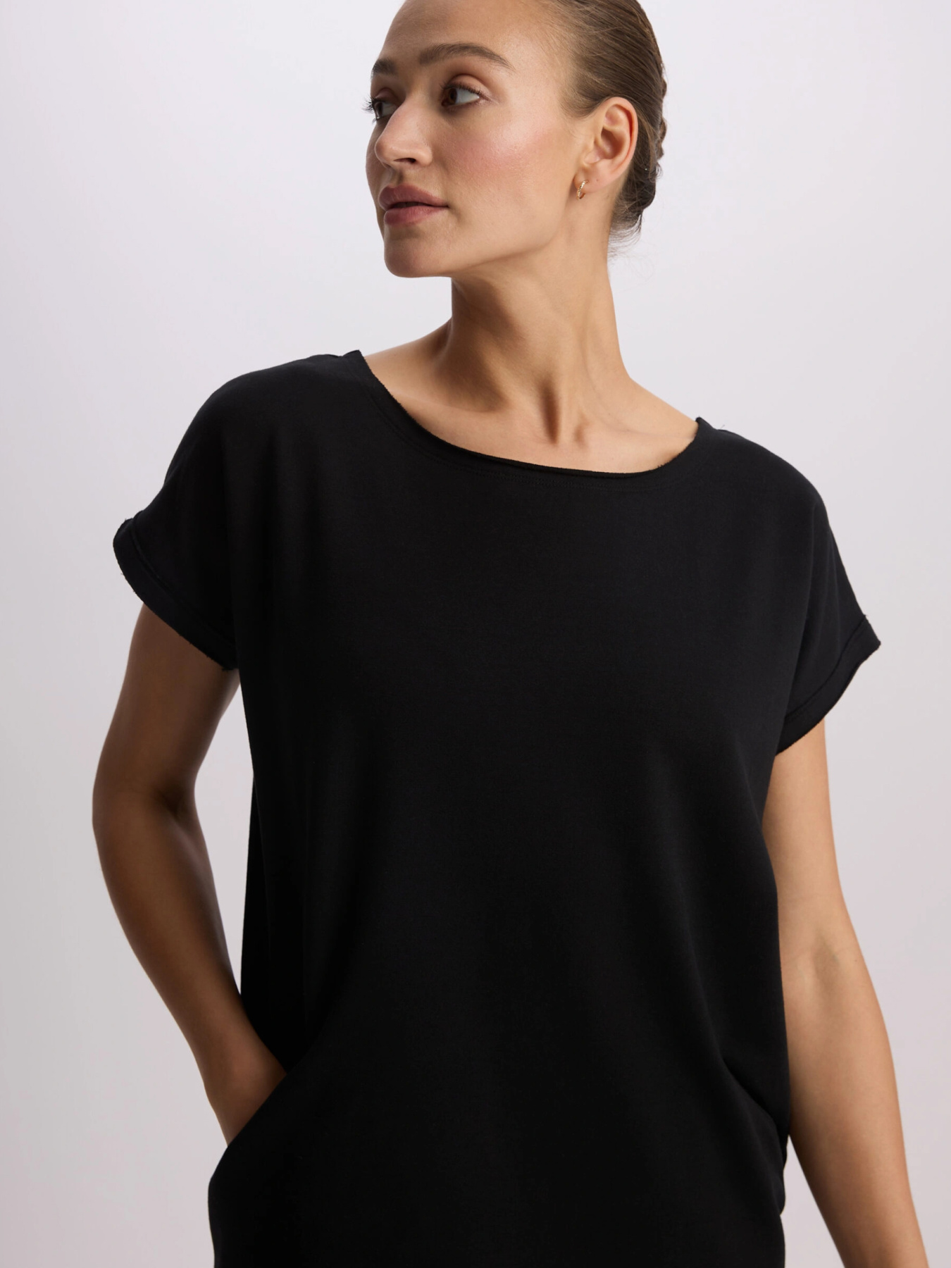 Платье мини DIVERSE модель 10046977 Платье мини DIVERSE модель 10046977 Фото