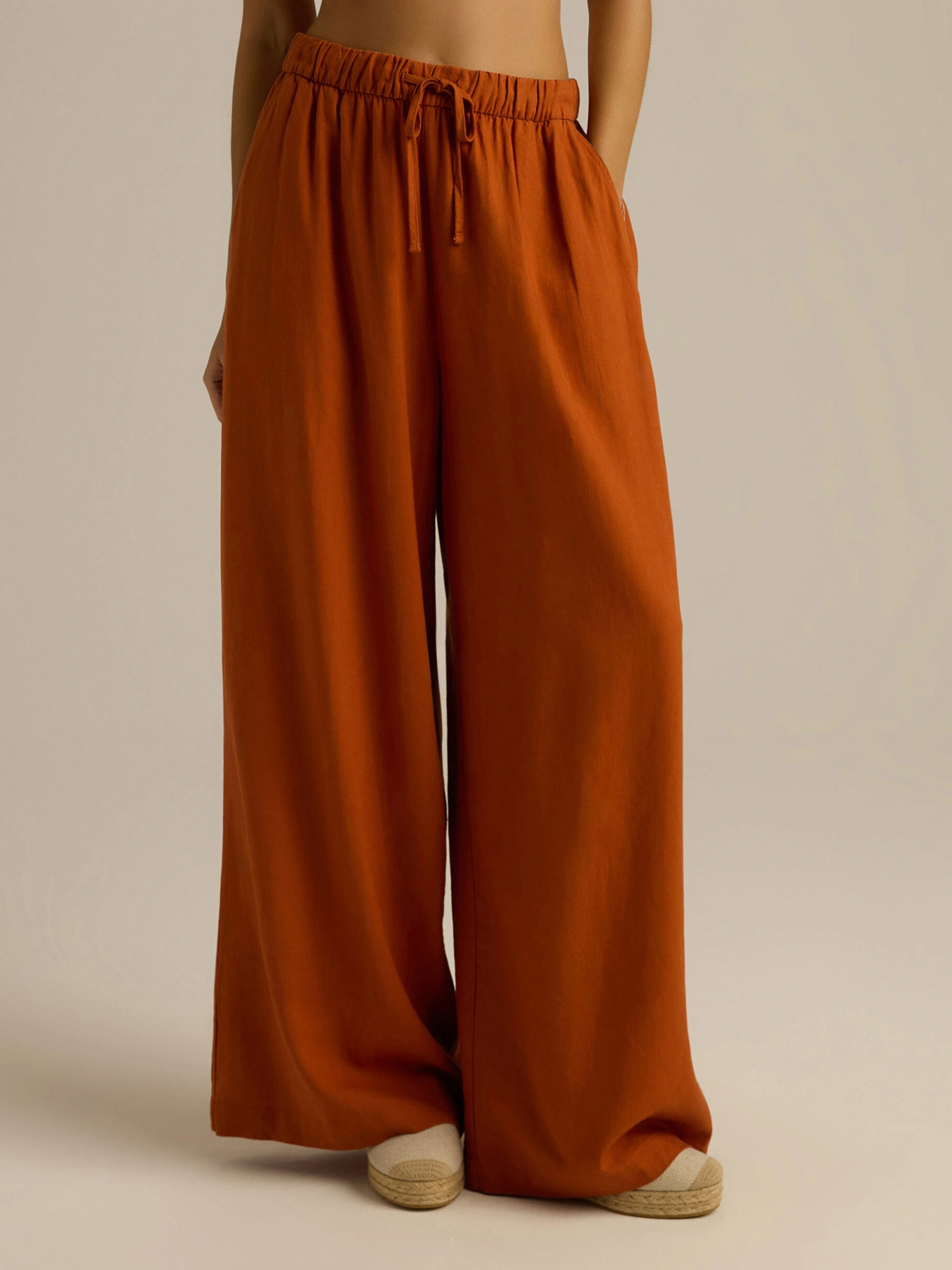 Палаццо DIVERSE модель 10046957 Палаццо DIVERSE модель 10046957 Фото