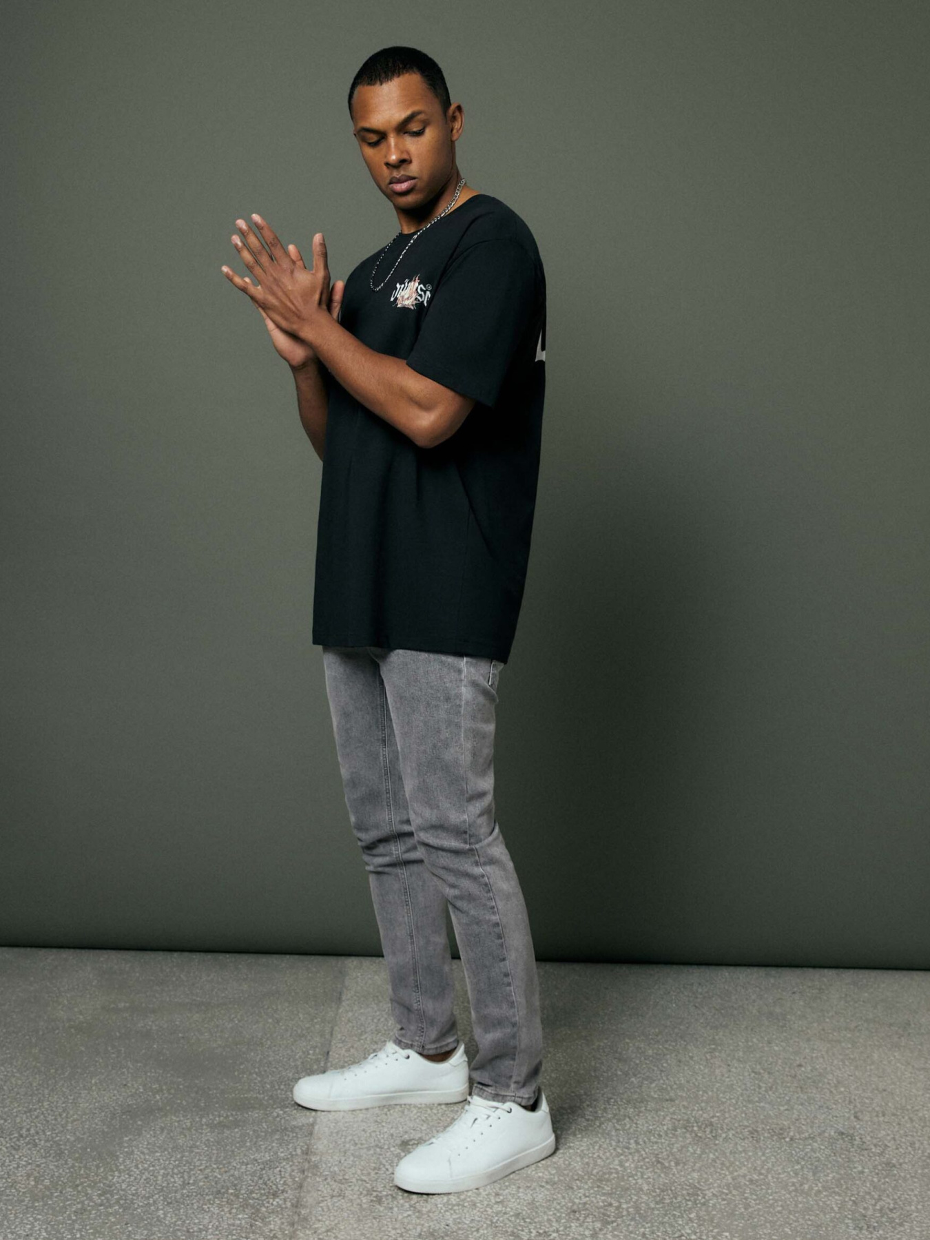 Футболка DIVERSE модель 10046920 Фото