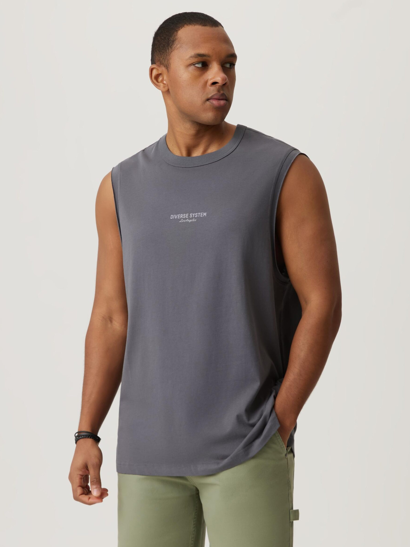 Футболка DIVERSE модель 10046916 Фото