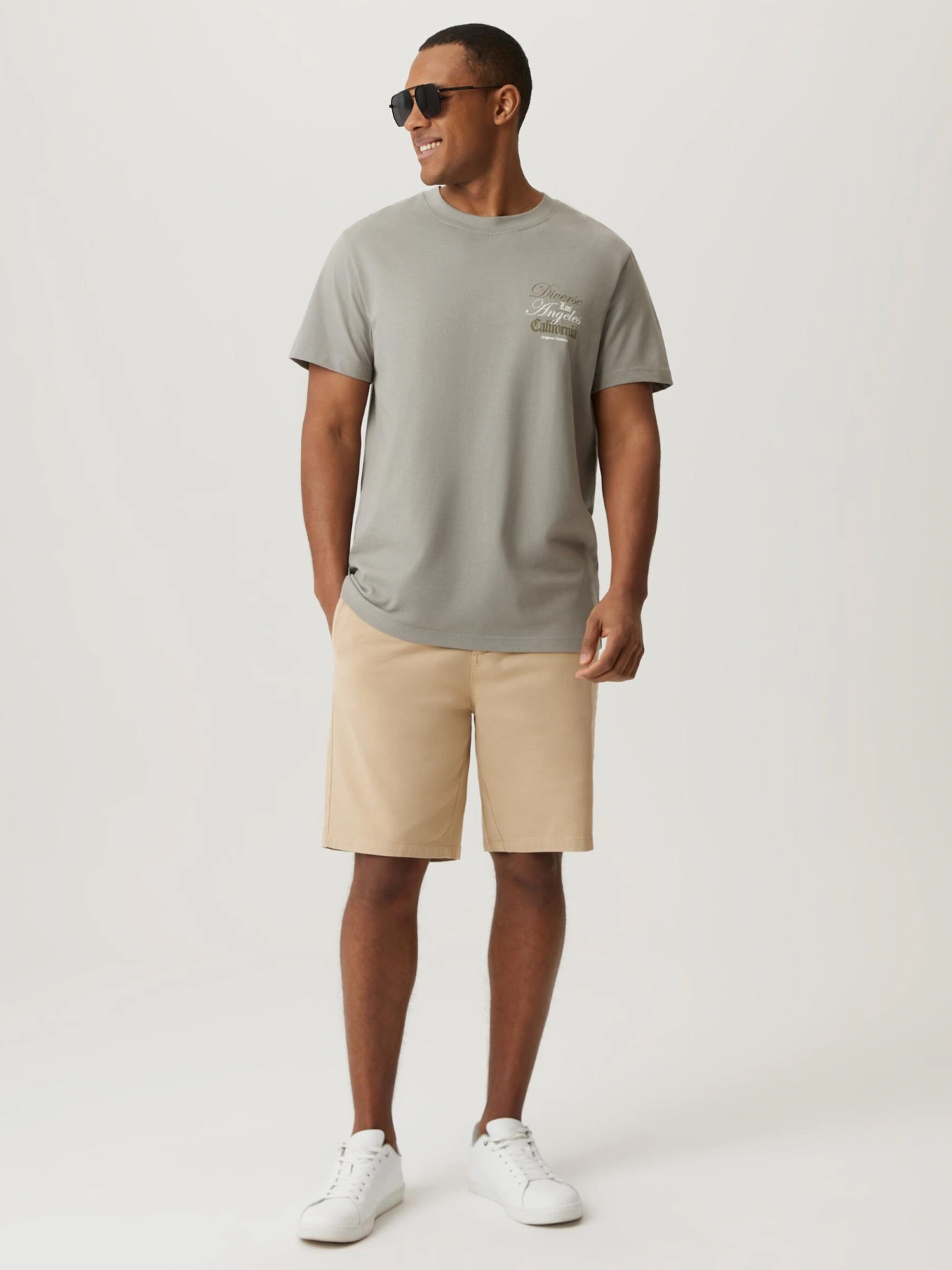 Футболка DIVERSE модель 10046915 Фото