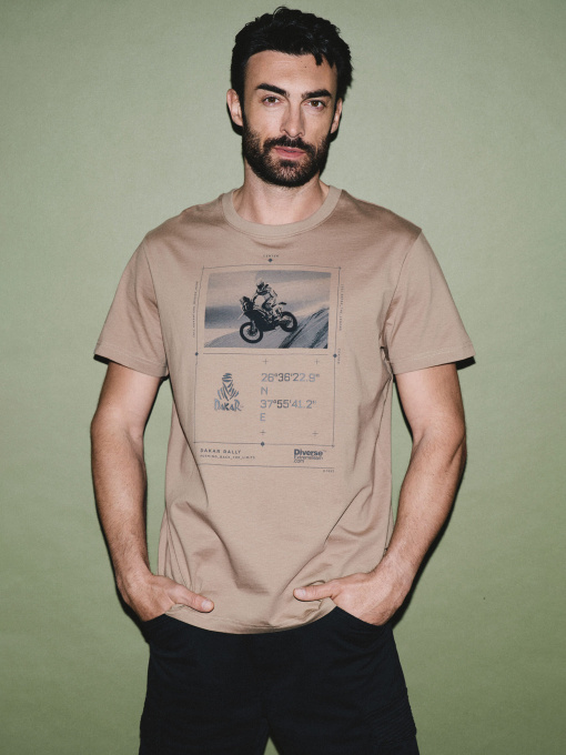 Футболка DIVERSE модель 10046898 Фото