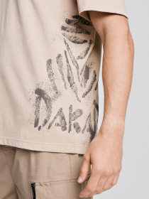 Футболка DIVERSE модель 10046897 Футболка DIVERSE модель 10046897 Фото