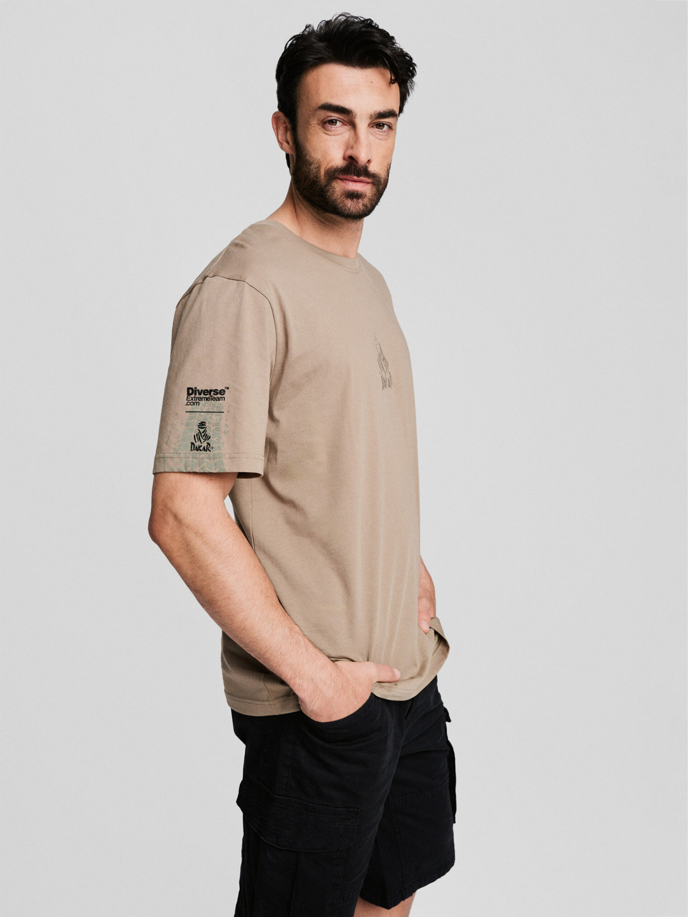 Футболка DIVERSE модель 10046895 Фото