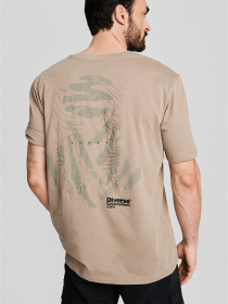 Футболка DIVERSE модель 10046895 Фото