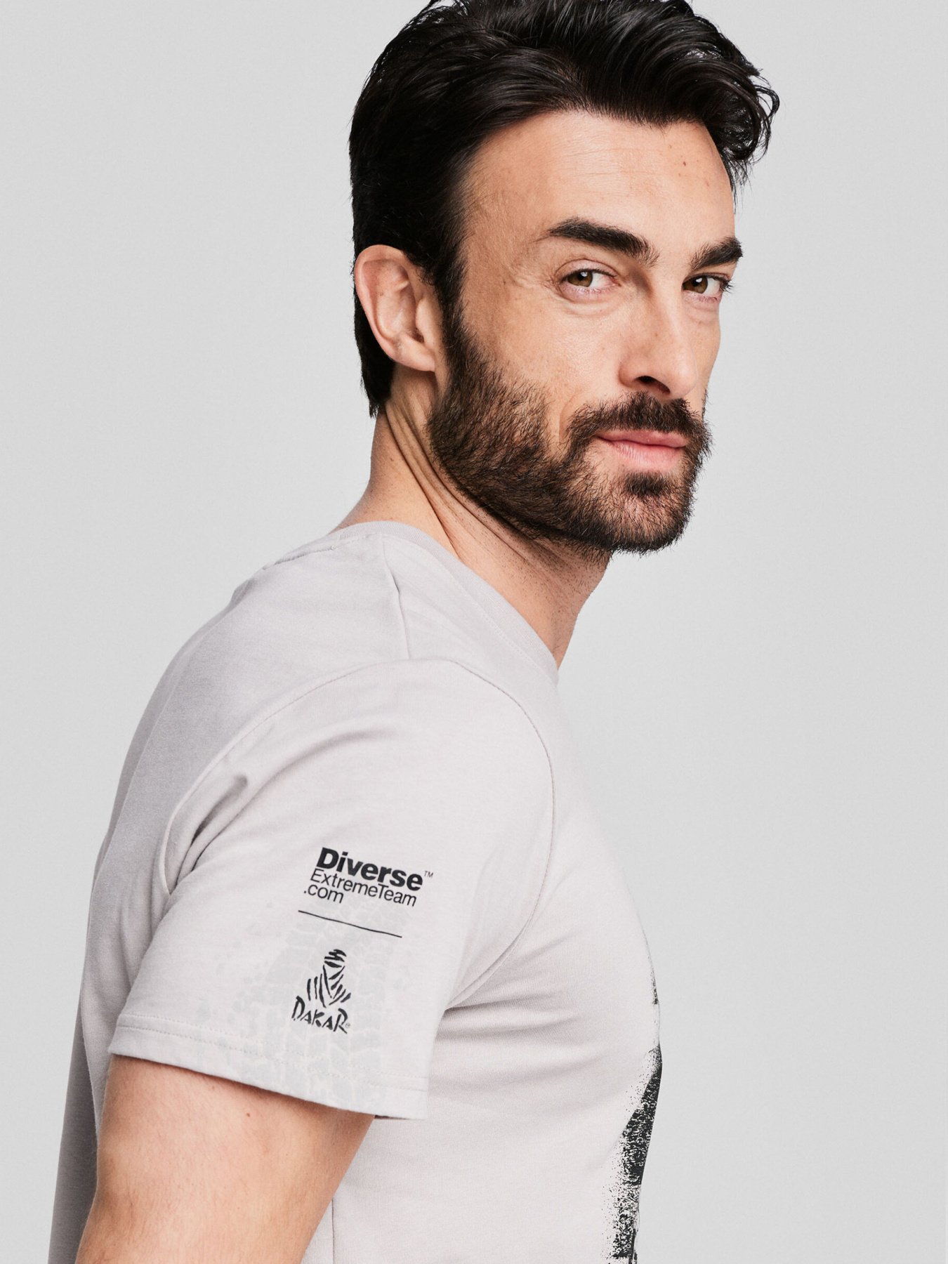 Футболка DIVERSE модель 10046893 Фото