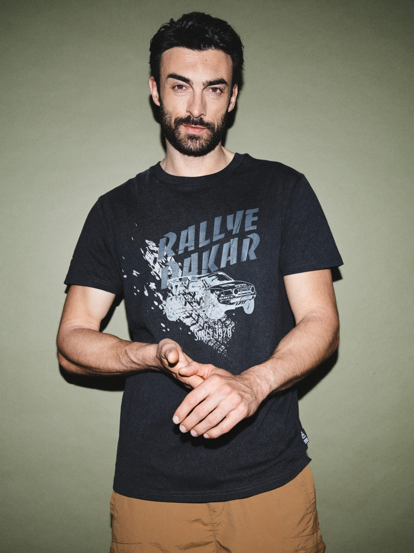 Футболка DIVERSE модель 10046881 Фото