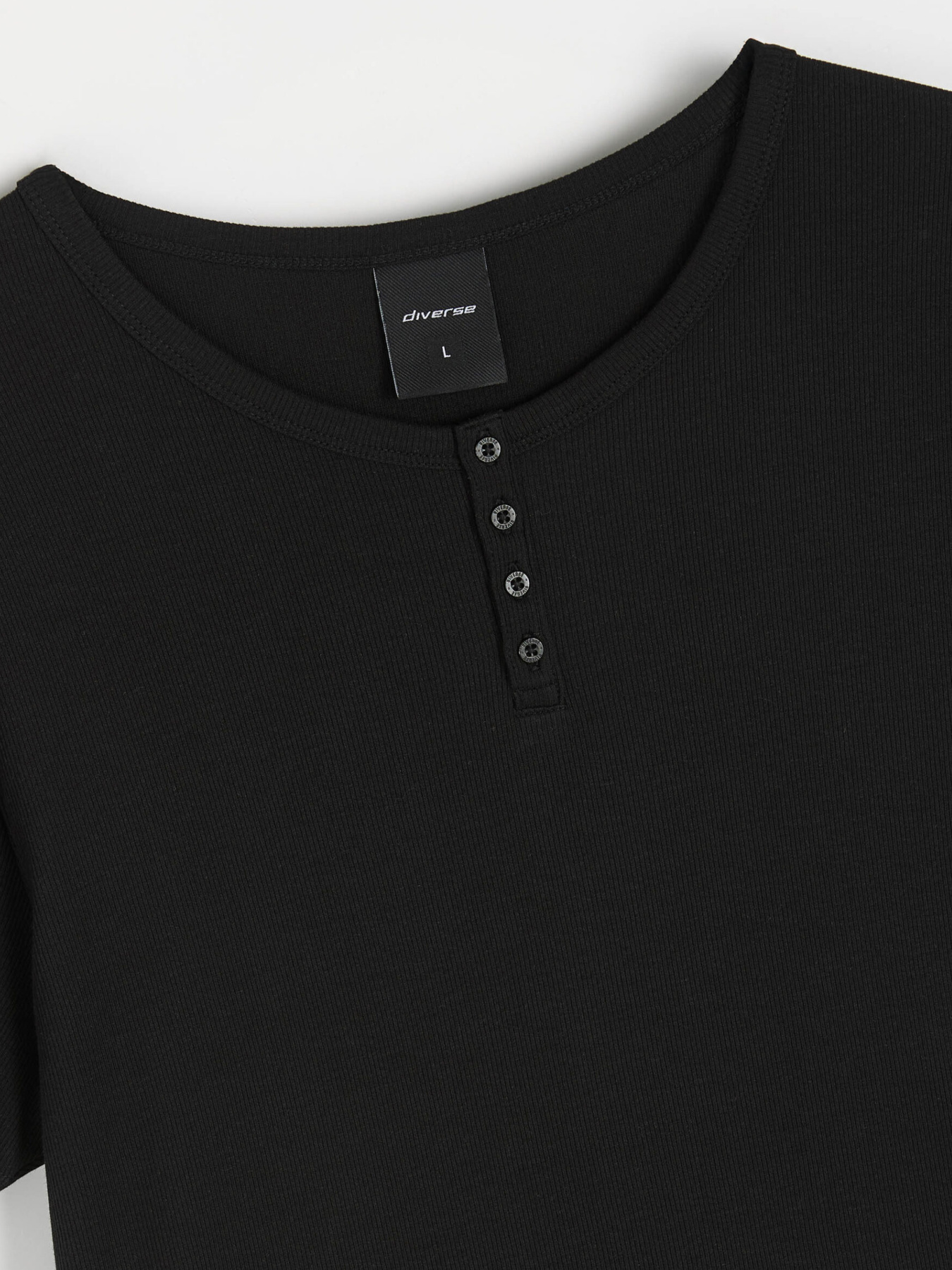 Футболка DIVERSE модель 10046868 Фото