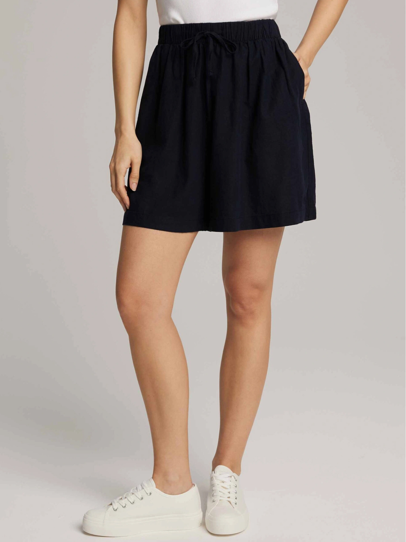 Шорти DIVERSE модель 10046849 Фото