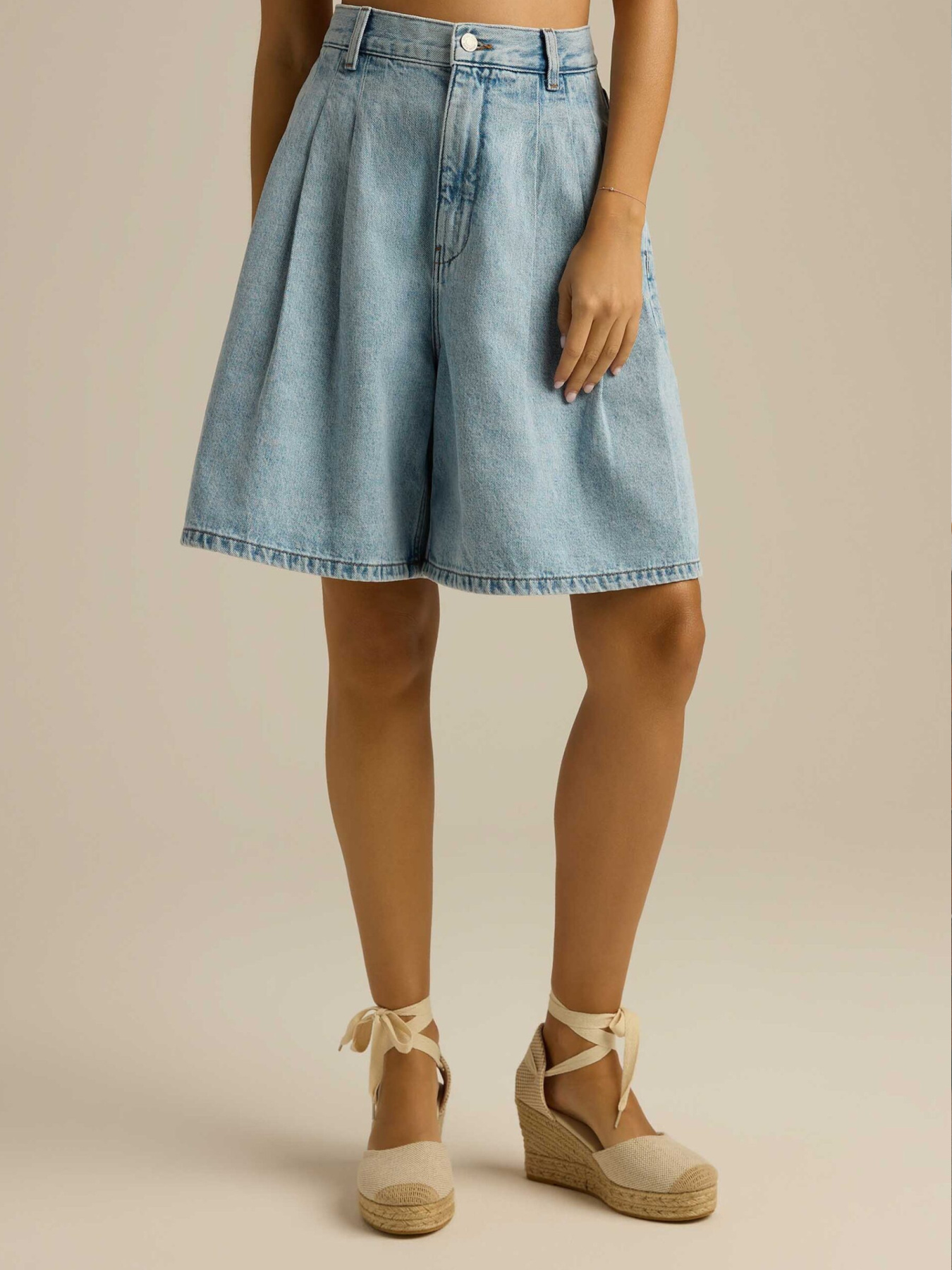 Шорты джинсовые DIVERSE модель 10046844 Фото