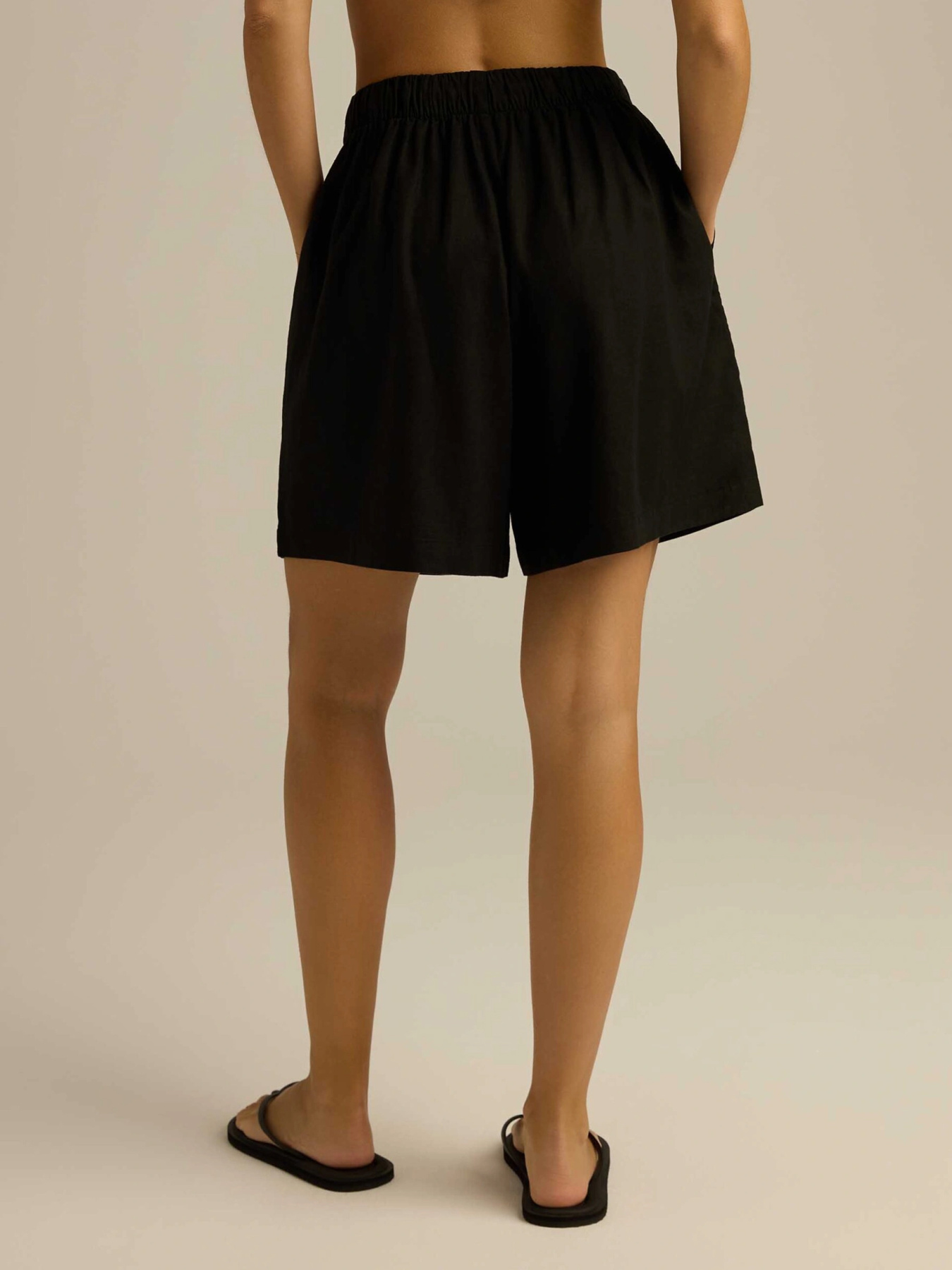 Повсякденні шорти DIVERSE модель 10046842 Фото