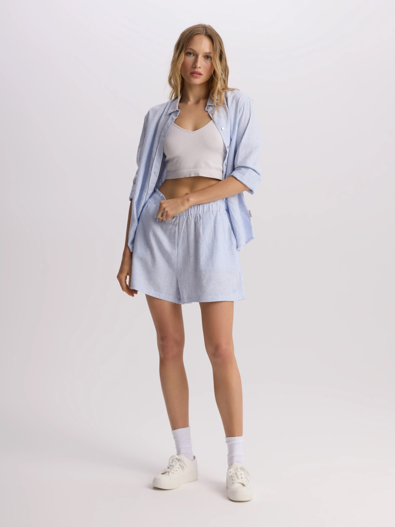 Шорти DIVERSE модель 10046838 Фото