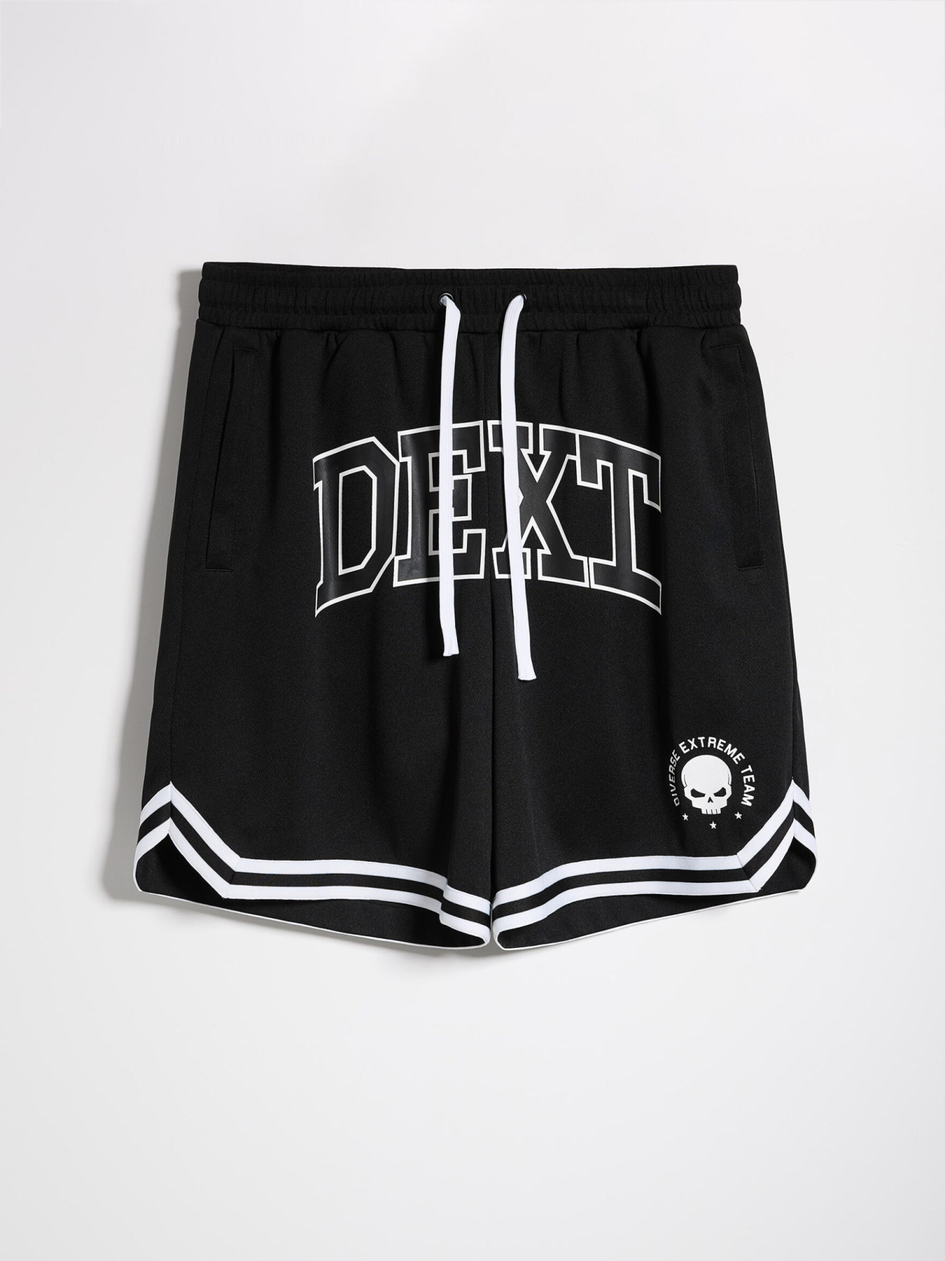 Шорти DIVERSE модель 10046822 Фото