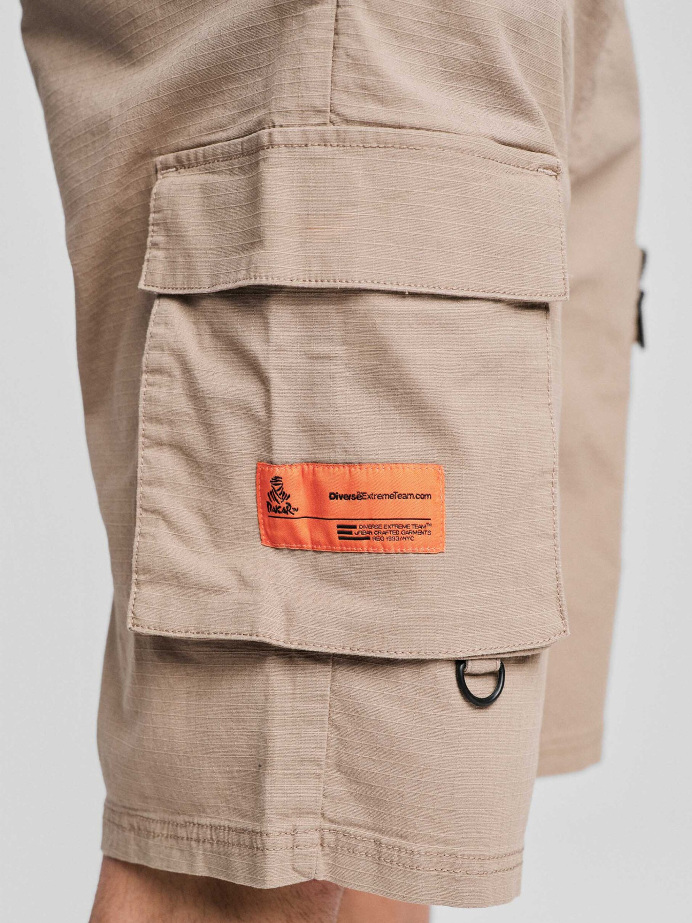 Повседневные шорты DIVERSE модель 10046820 Повседневные шорты DIVERSE модель 10046820 Фото