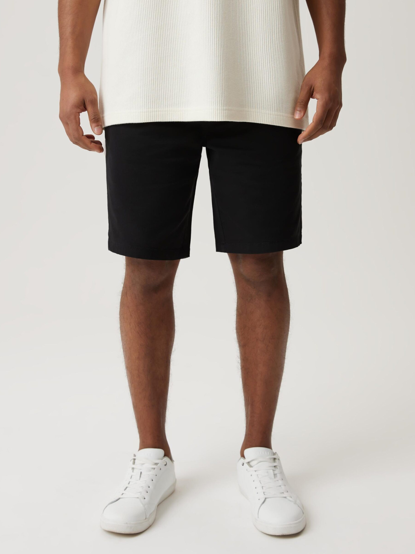 Повсякденні шорти DIVERSE модель 10046809 Фото