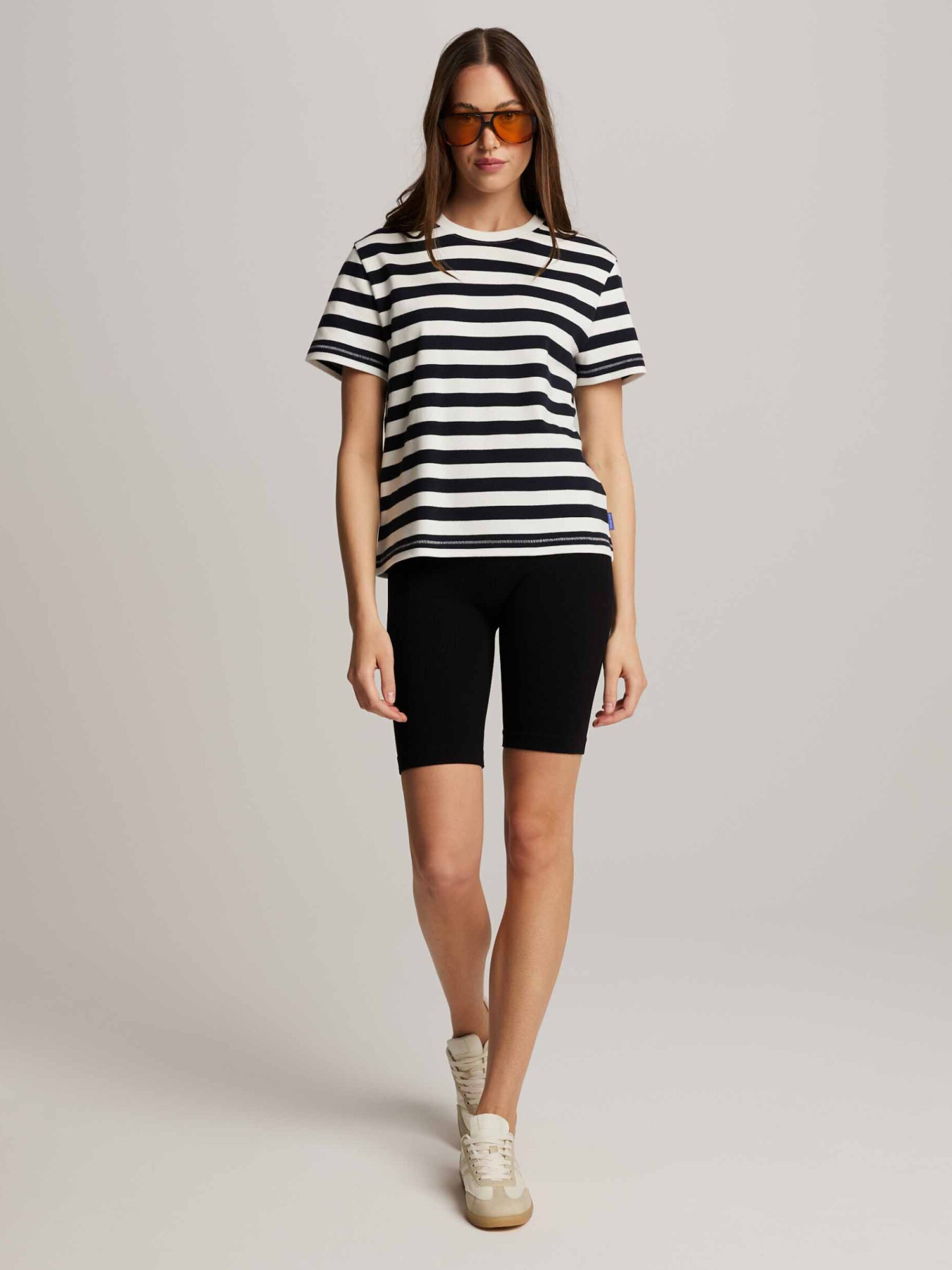 Футболка DIVERSE модель 10046780 Фото