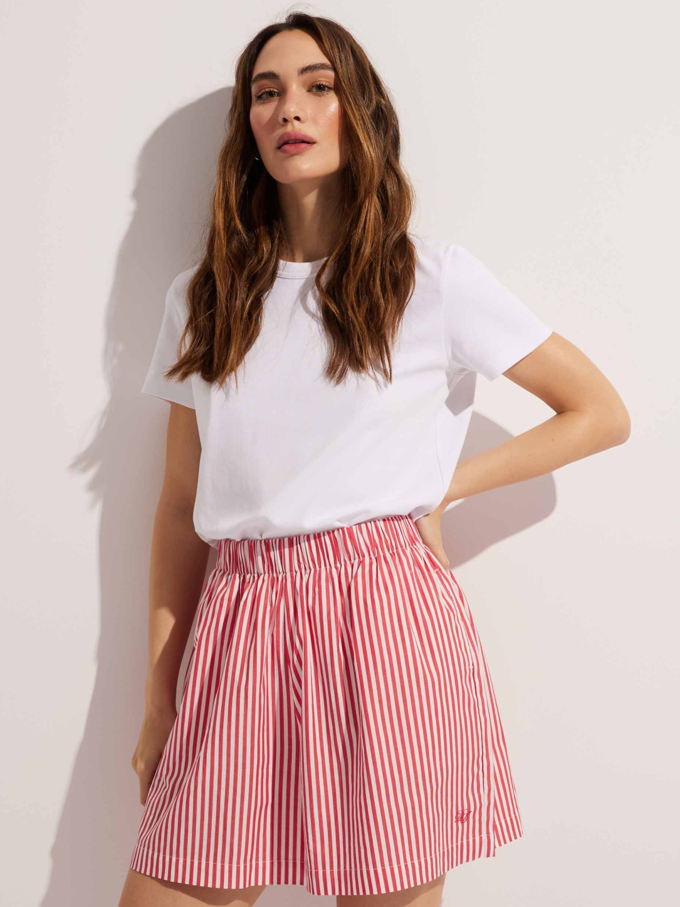 Футболка DIVERSE модель 10046774 Фото