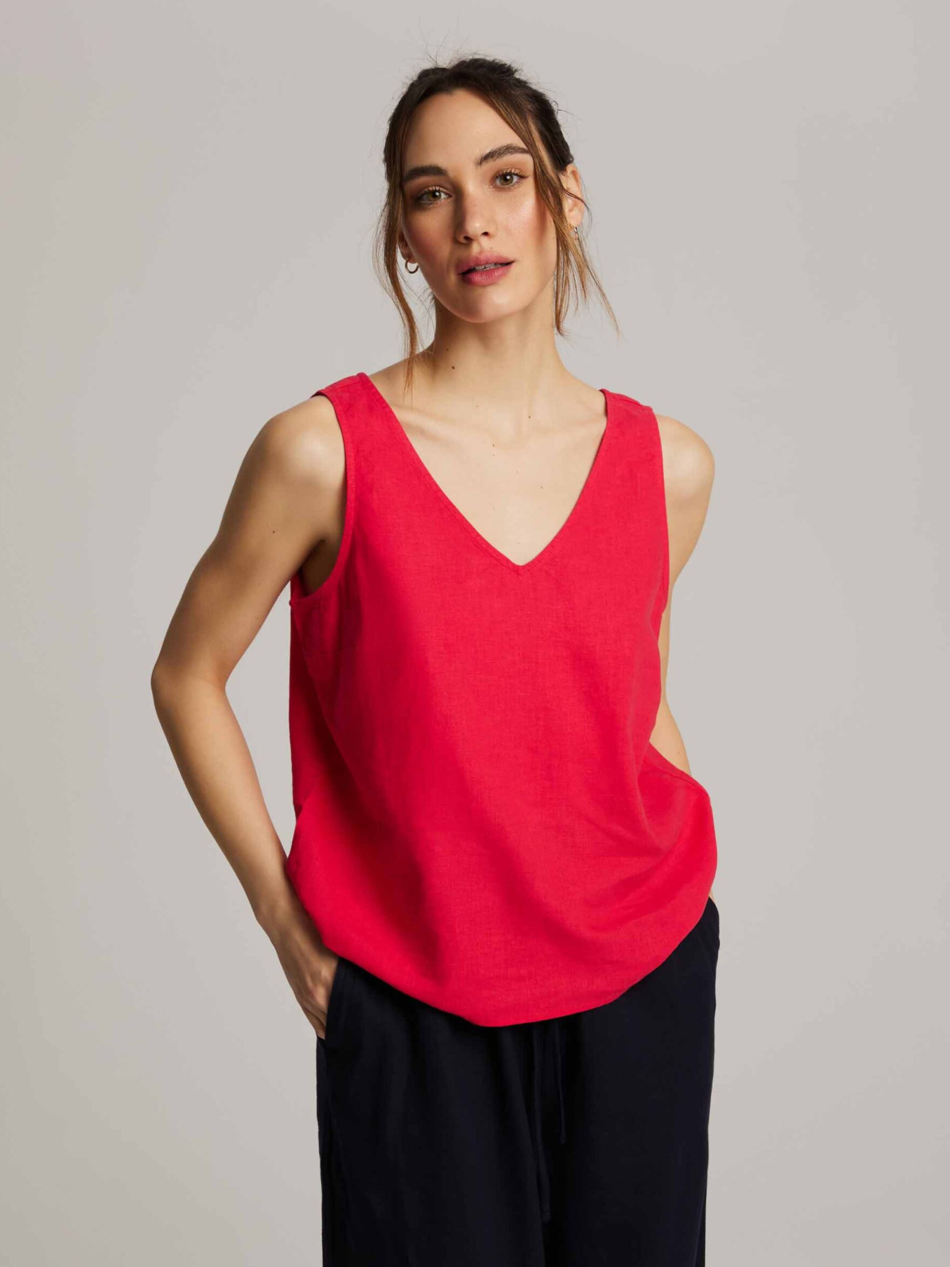 Топ DIVERSE модель 10046741 Топ DIVERSE модель 10046741 Фото