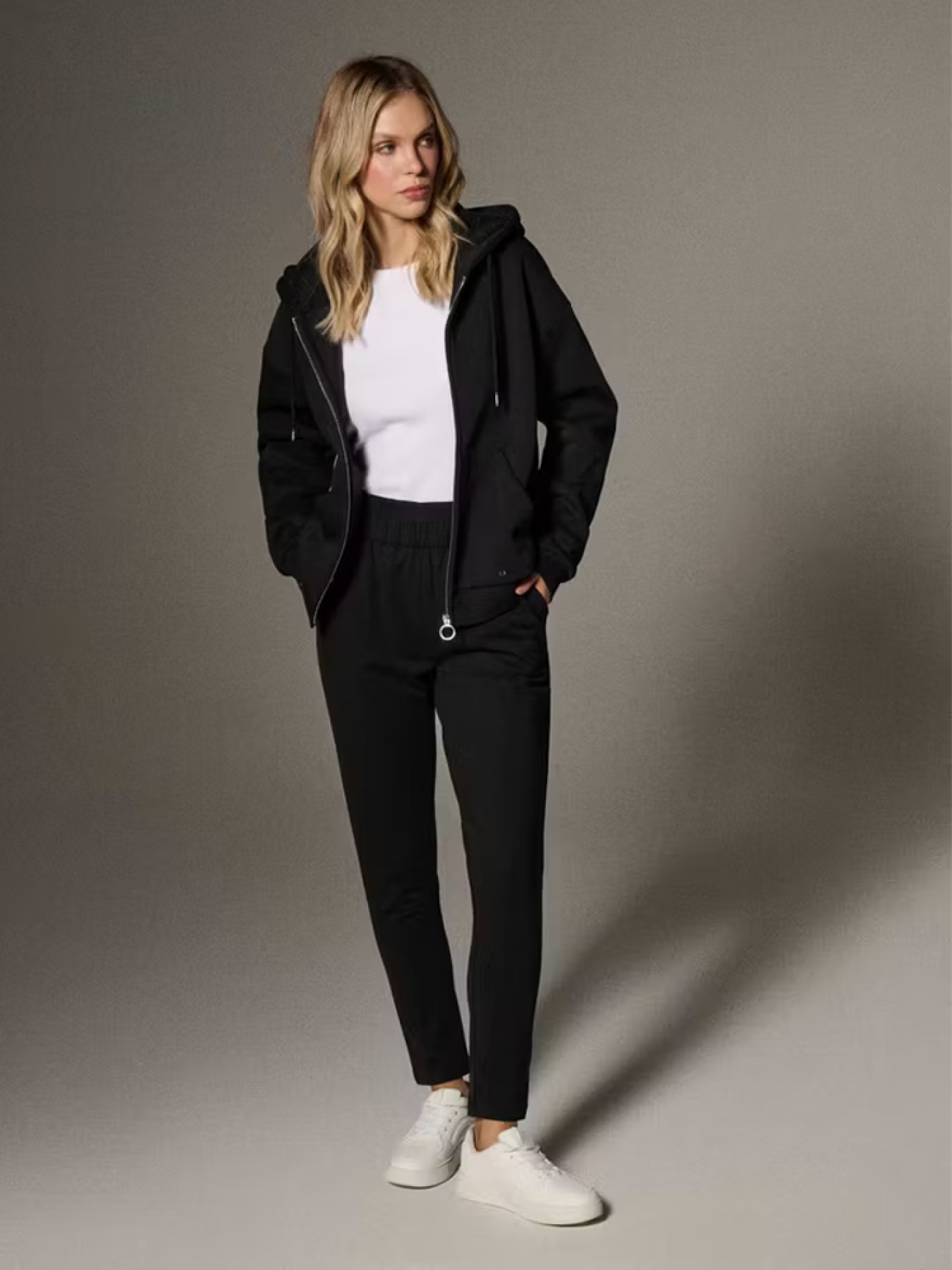 Спортивні штани DIVERSE модель 10046644 Фото