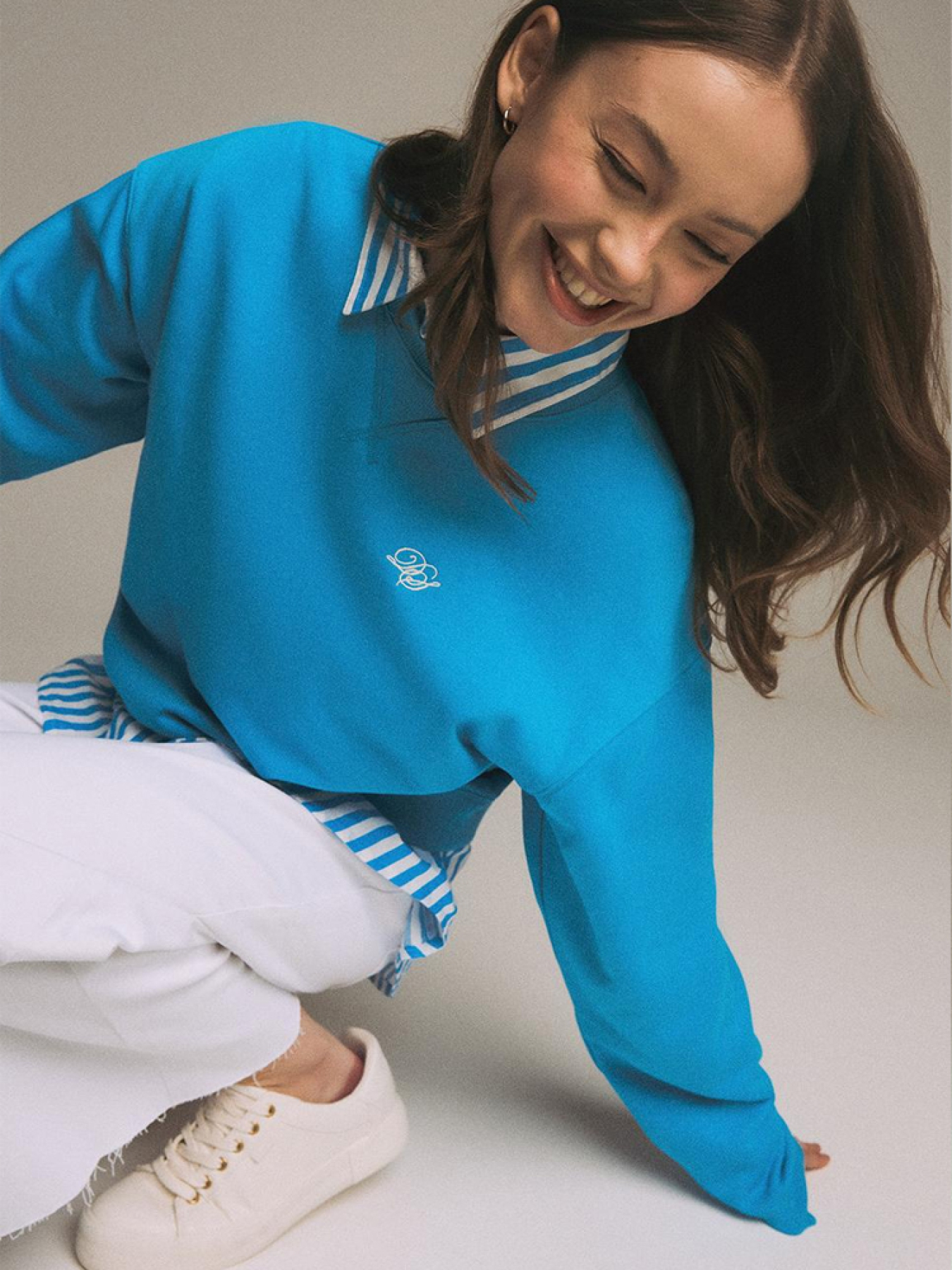 Свитшот DIVERSE модель 10046640 Фото