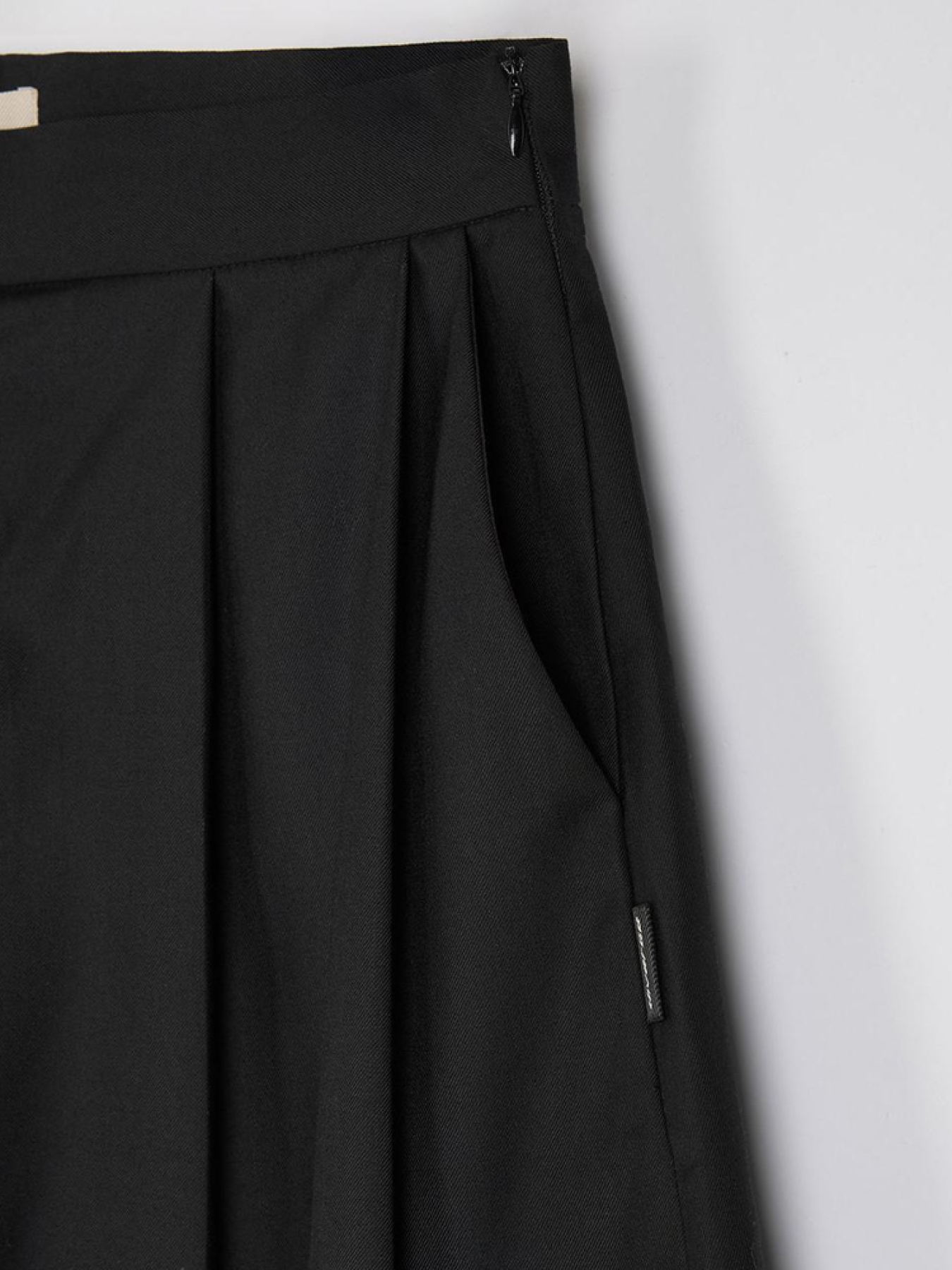 Повседневные шорты DIVERSE модель 10046611 Фото